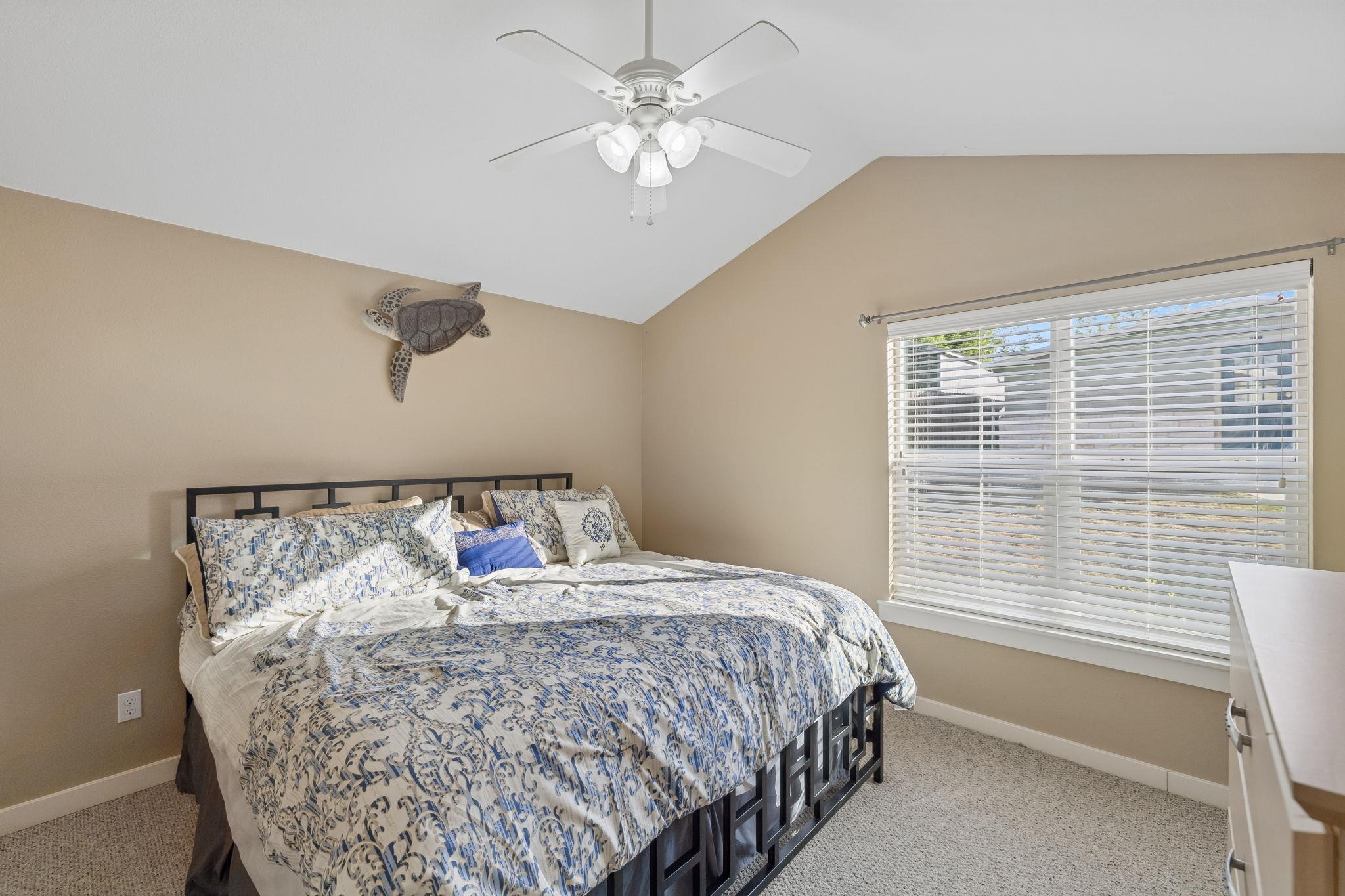 230 Lee St, Seguin, TX 78155