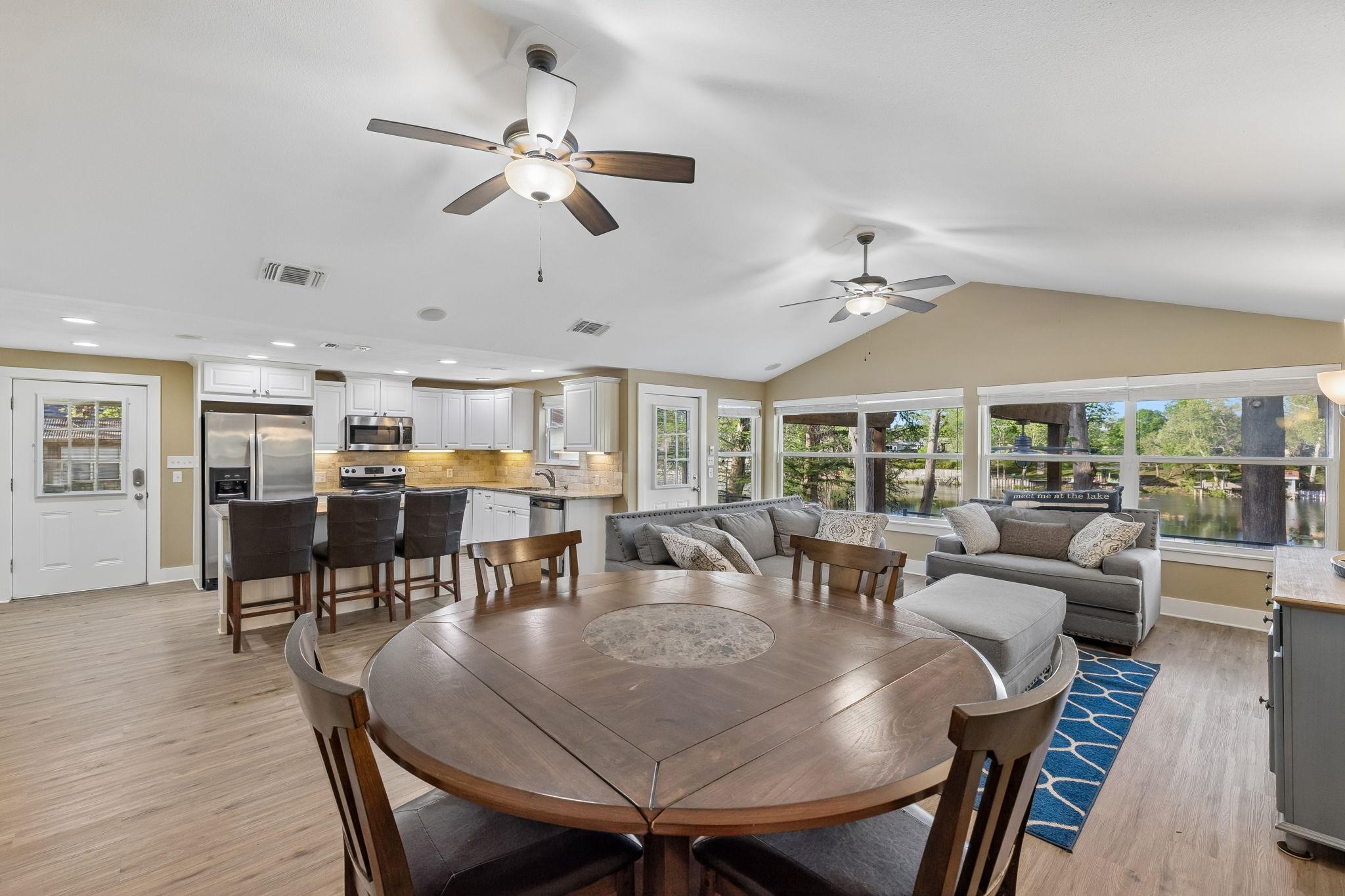 230 Lee St, Seguin, TX 78155