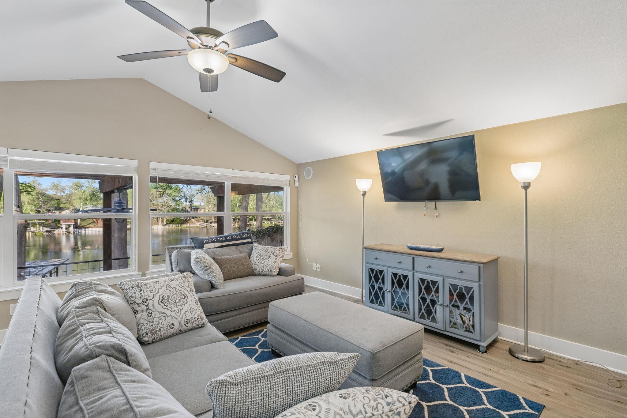 230 Lee St, Seguin, TX 78155