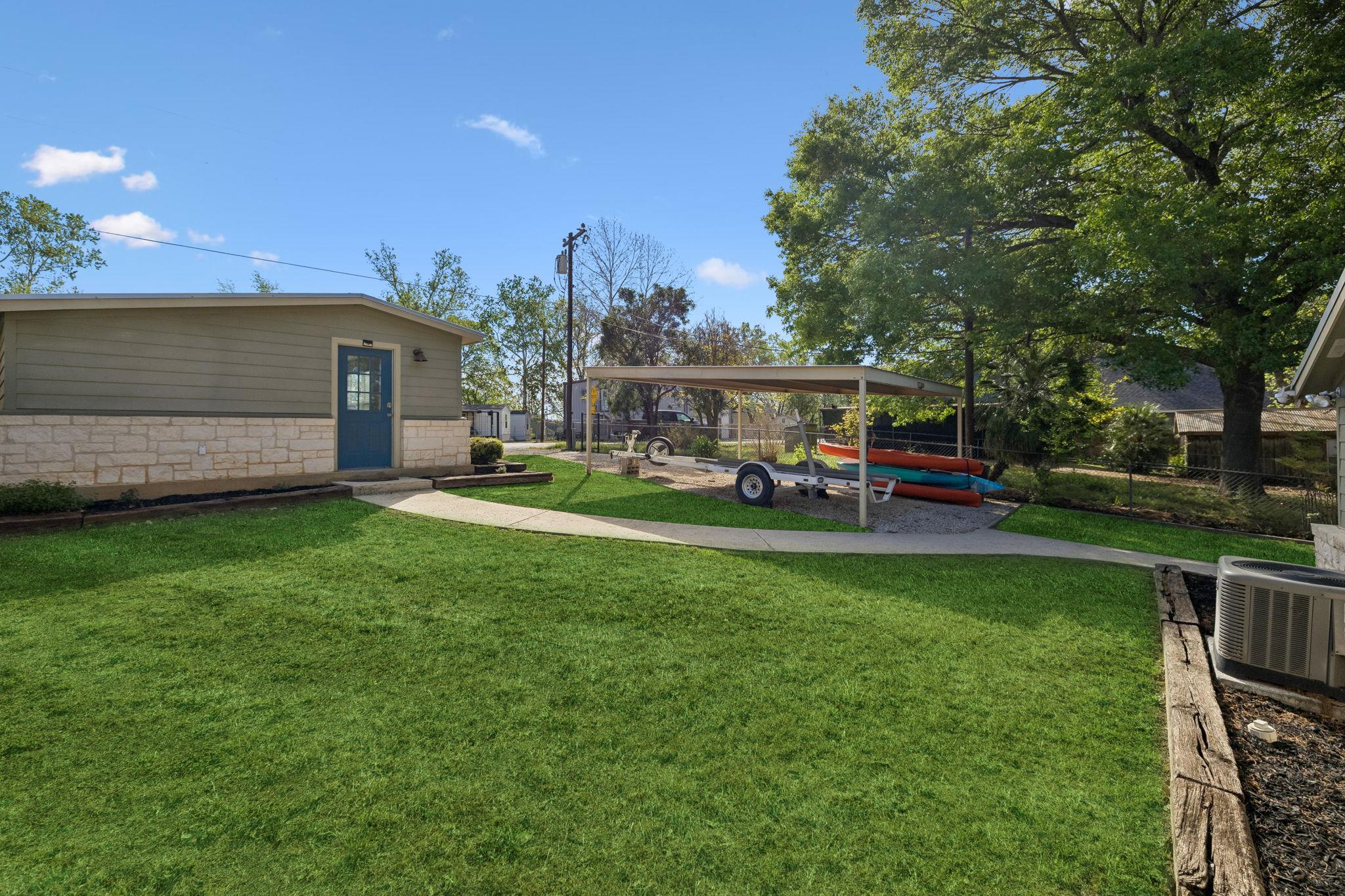 230 Lee St, Seguin, TX 78155