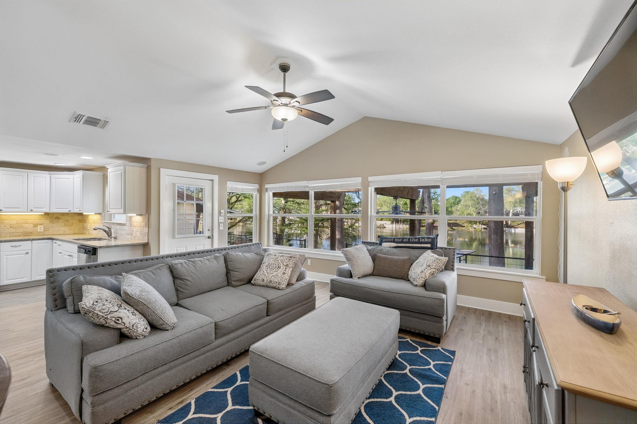 230 Lee St, Seguin, TX 78155