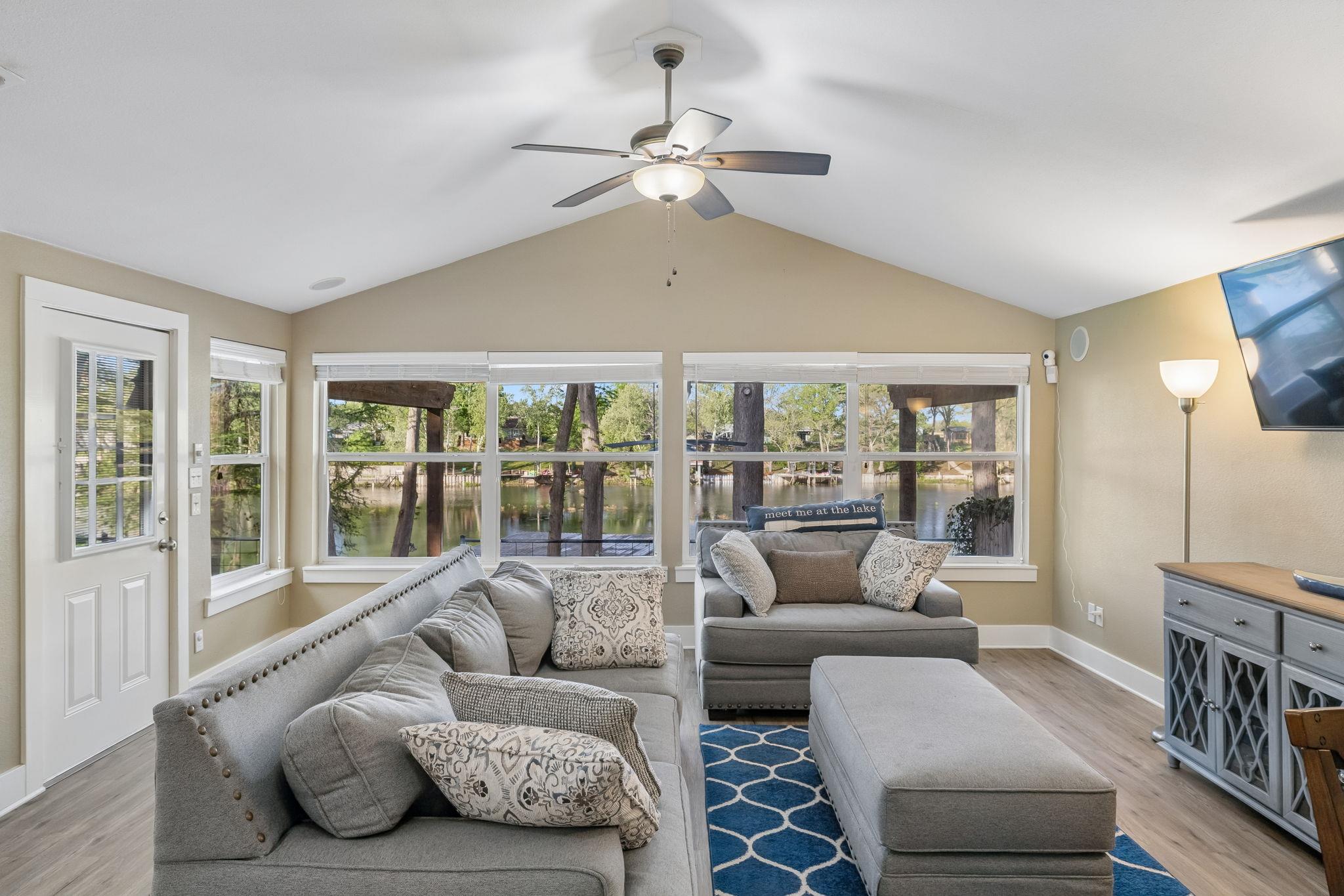 230 Lee St, Seguin, TX 78155