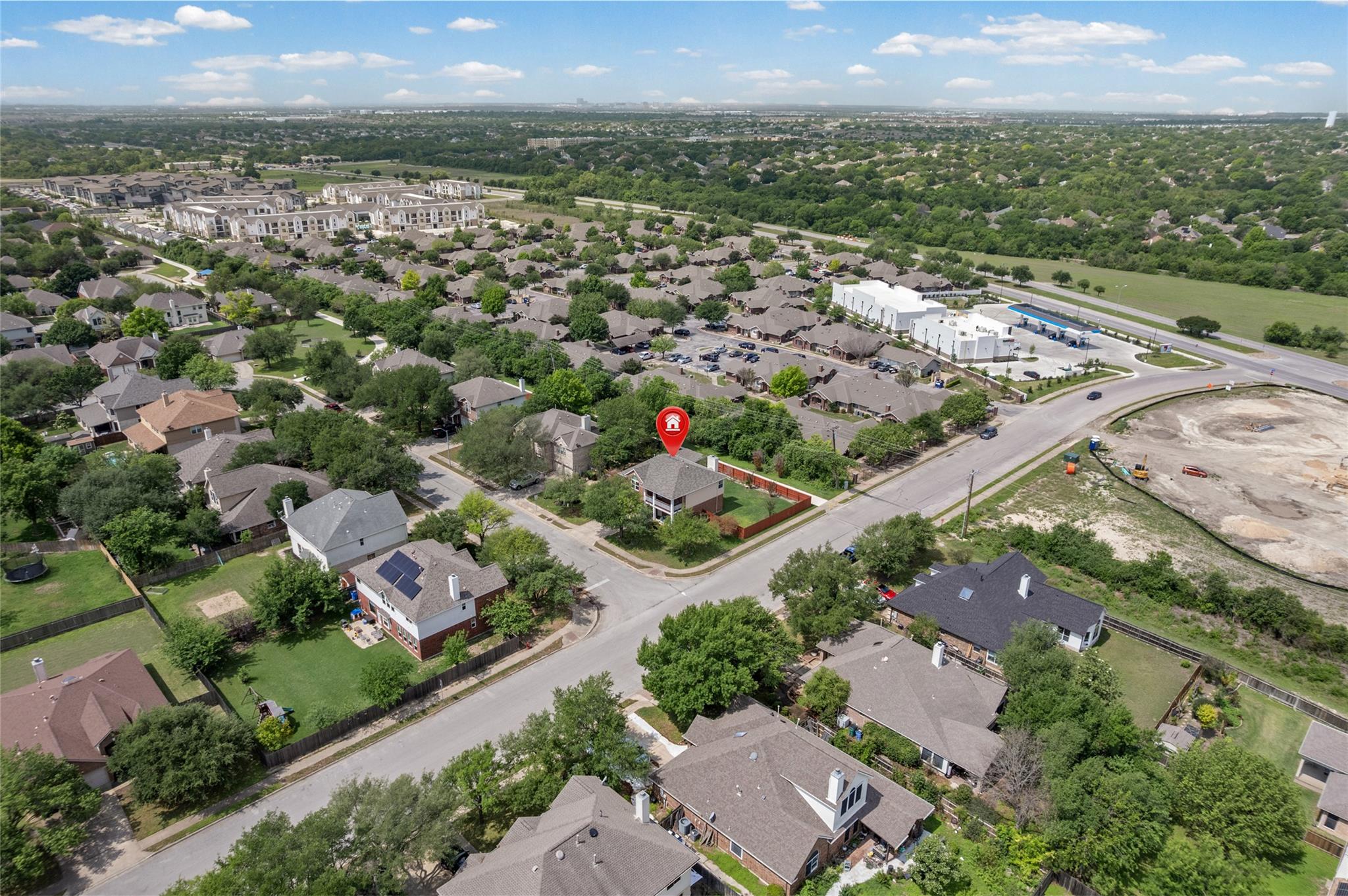 800 Windsor Hills Dr, Pflugerville, TX 78660