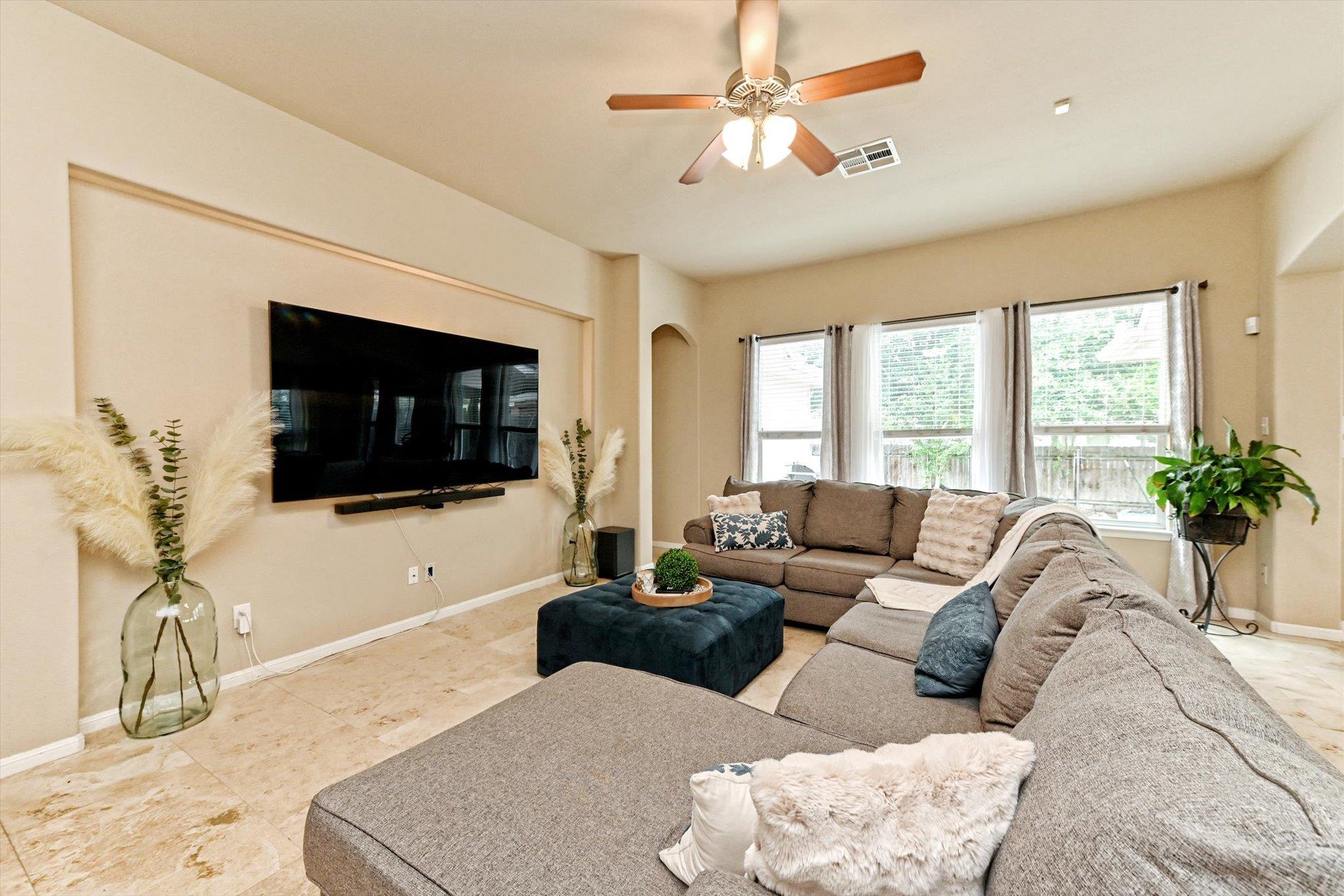 1334 Irishmoss Trl, Round Rock, TX 78665