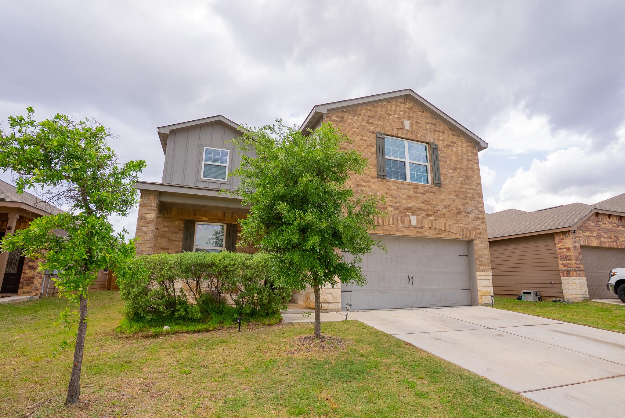 212 Star Spangled Dr, Liberty Hill, TX 78642