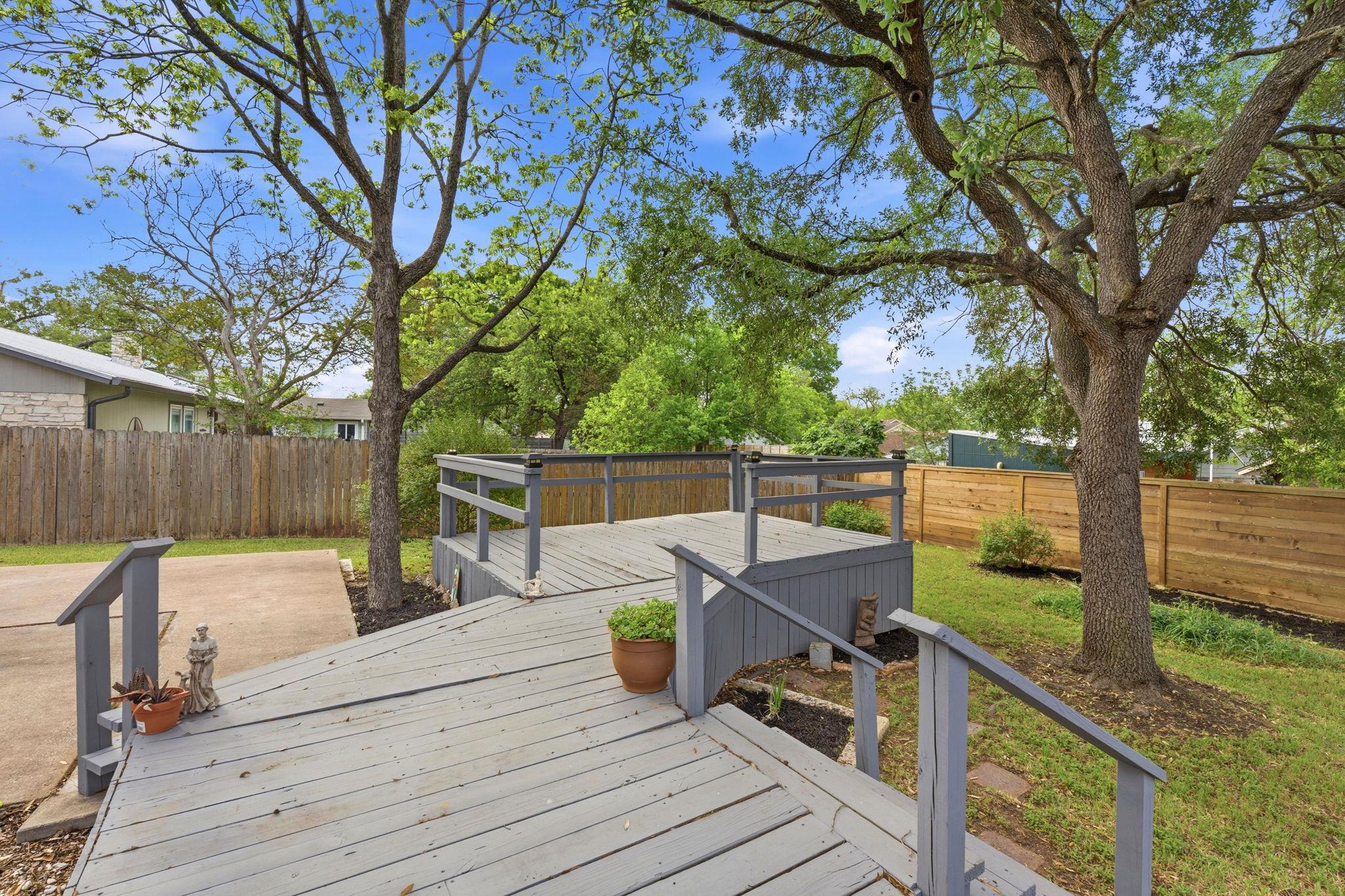 2405 Stone River Dr, Austin, TX 78745