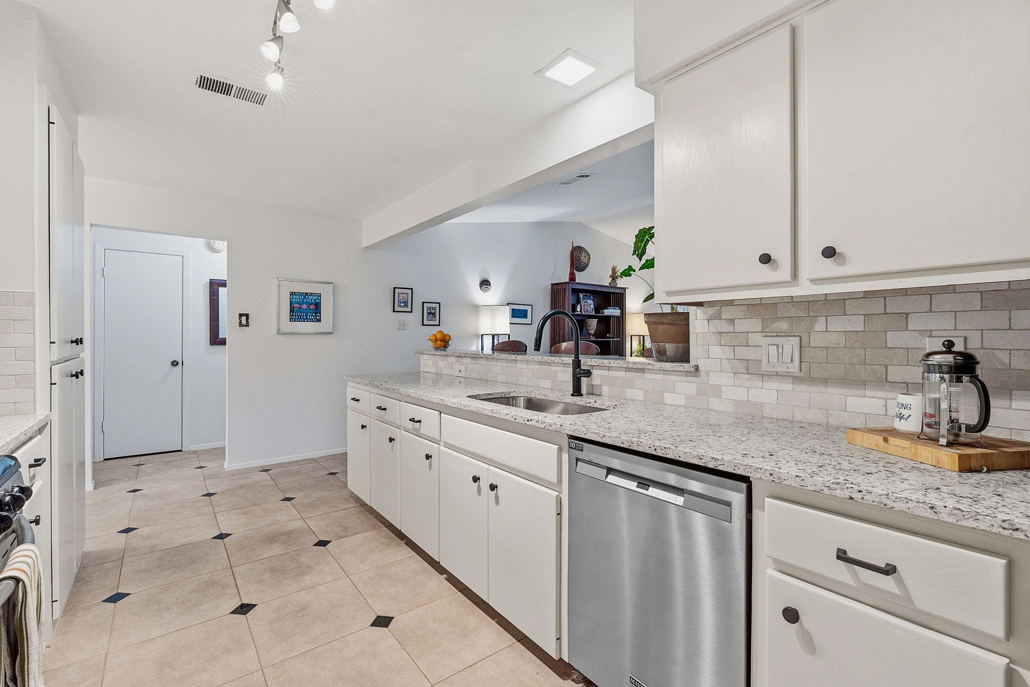 2405 Stone River Dr, Austin, TX 78745