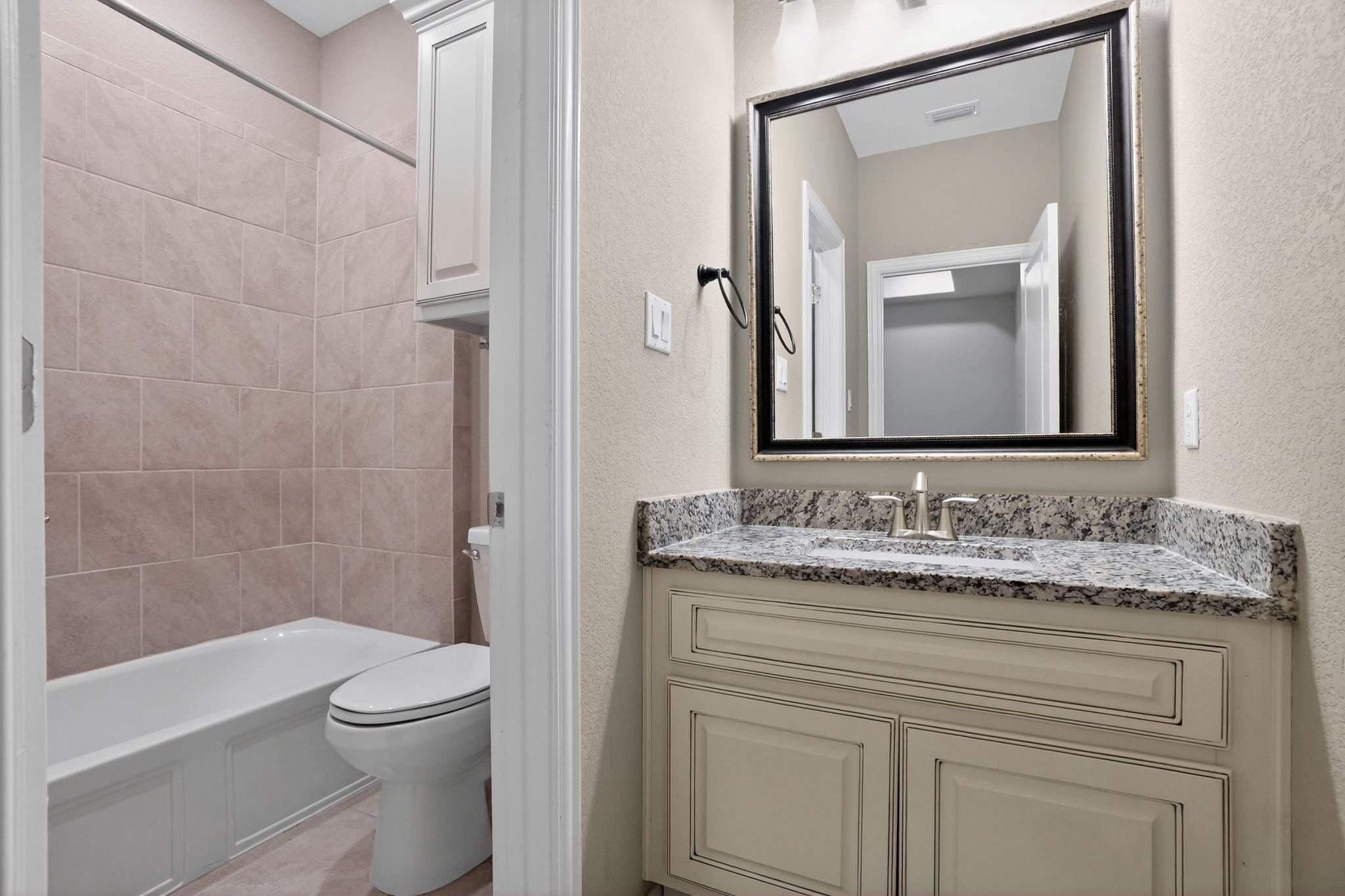 104 Cartwheel Bnd # 54, Austin, TX 78738