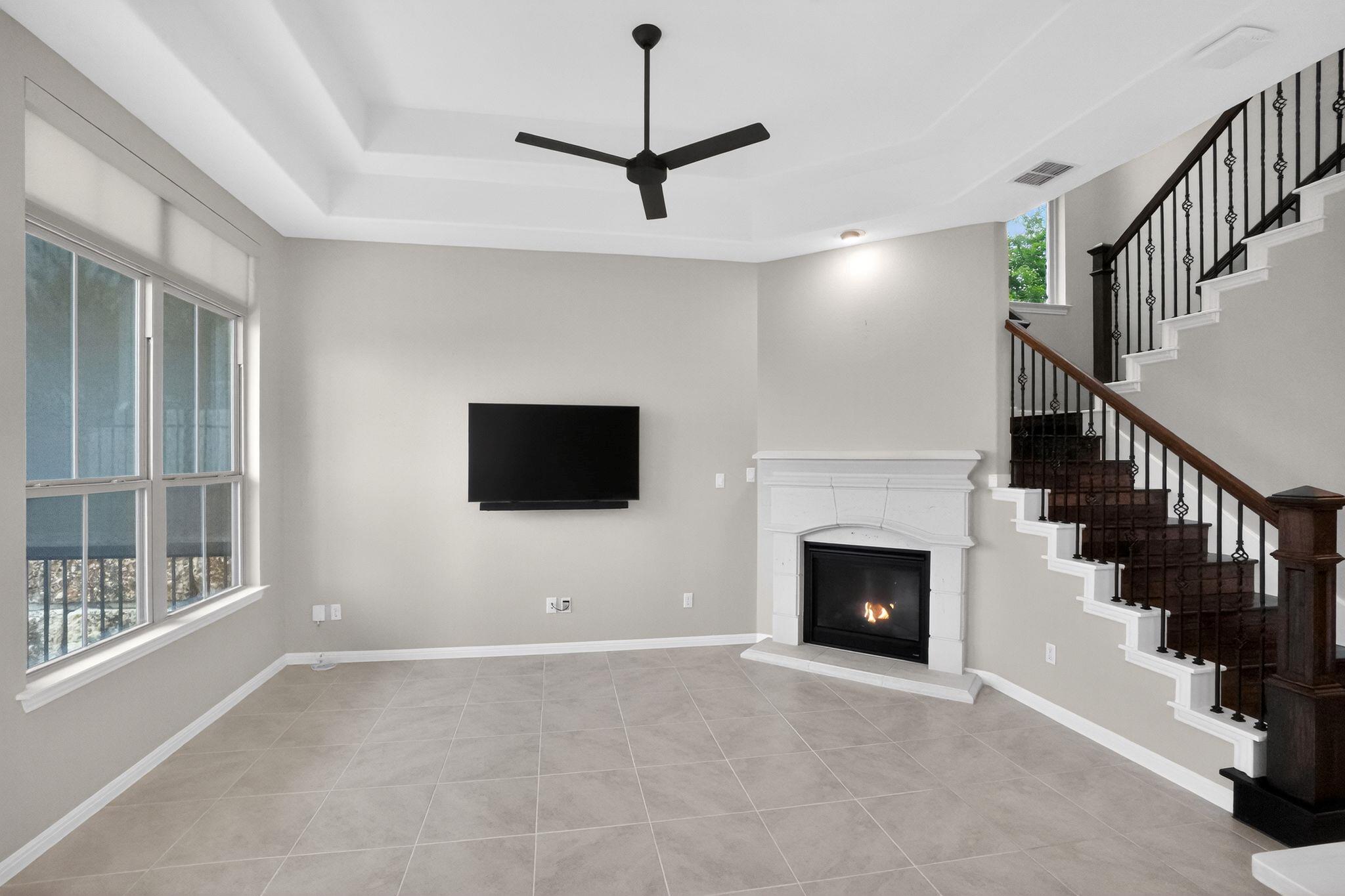 104 Cartwheel Bnd # 54, Austin, TX 78738