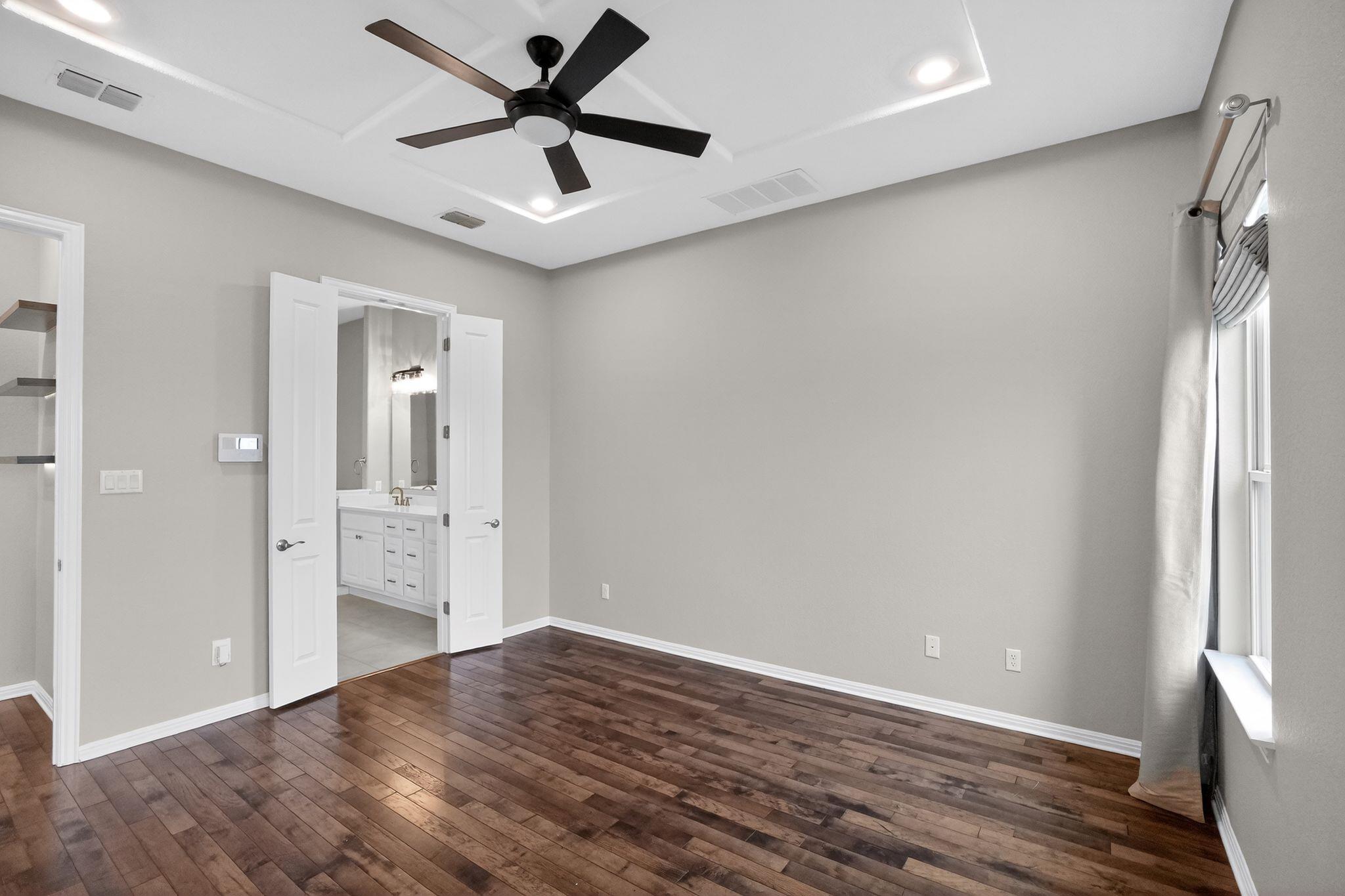 104 Cartwheel Bnd # 54, Austin, TX 78738