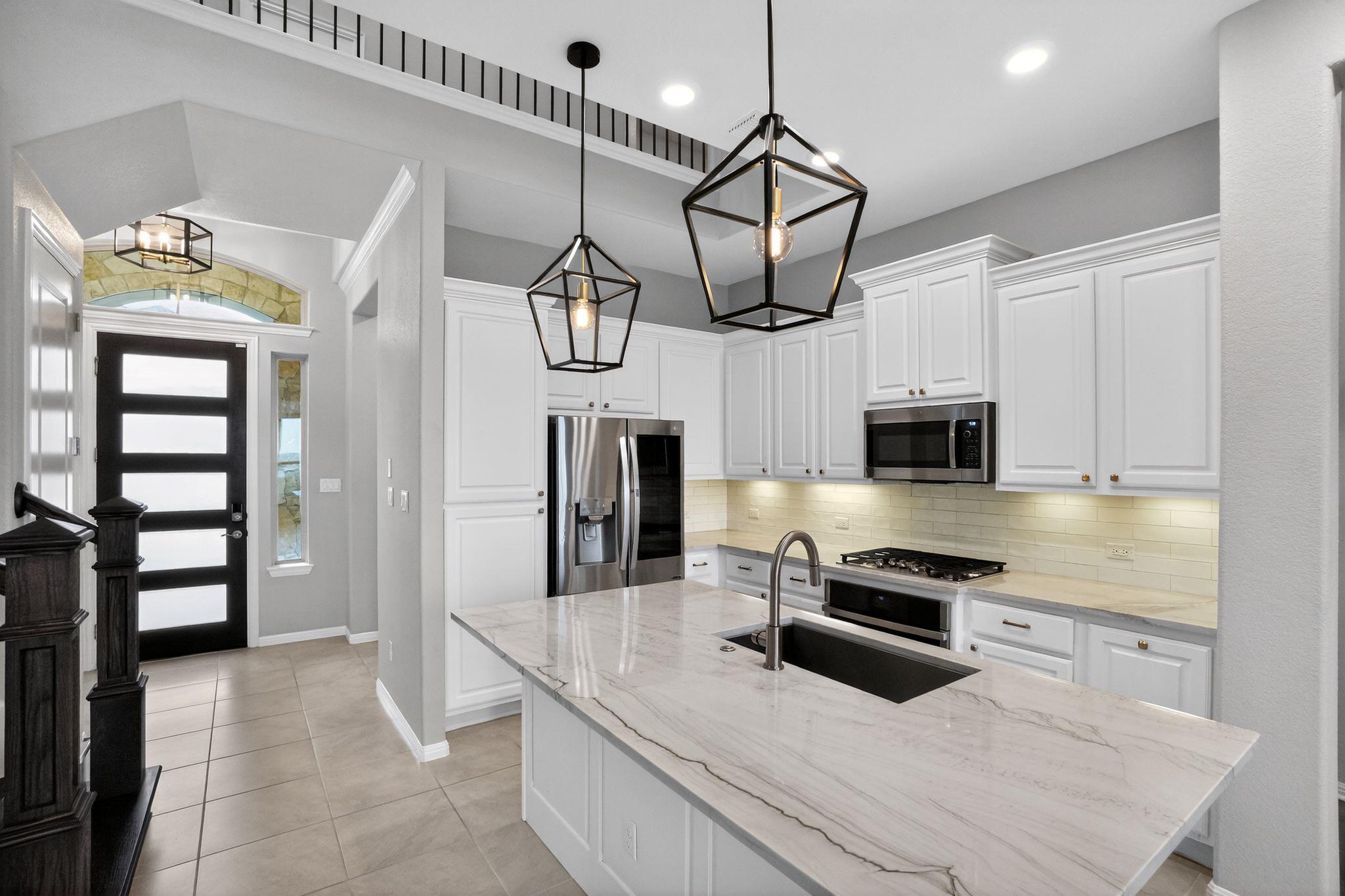 104 Cartwheel Bnd # 54, Austin, TX 78738