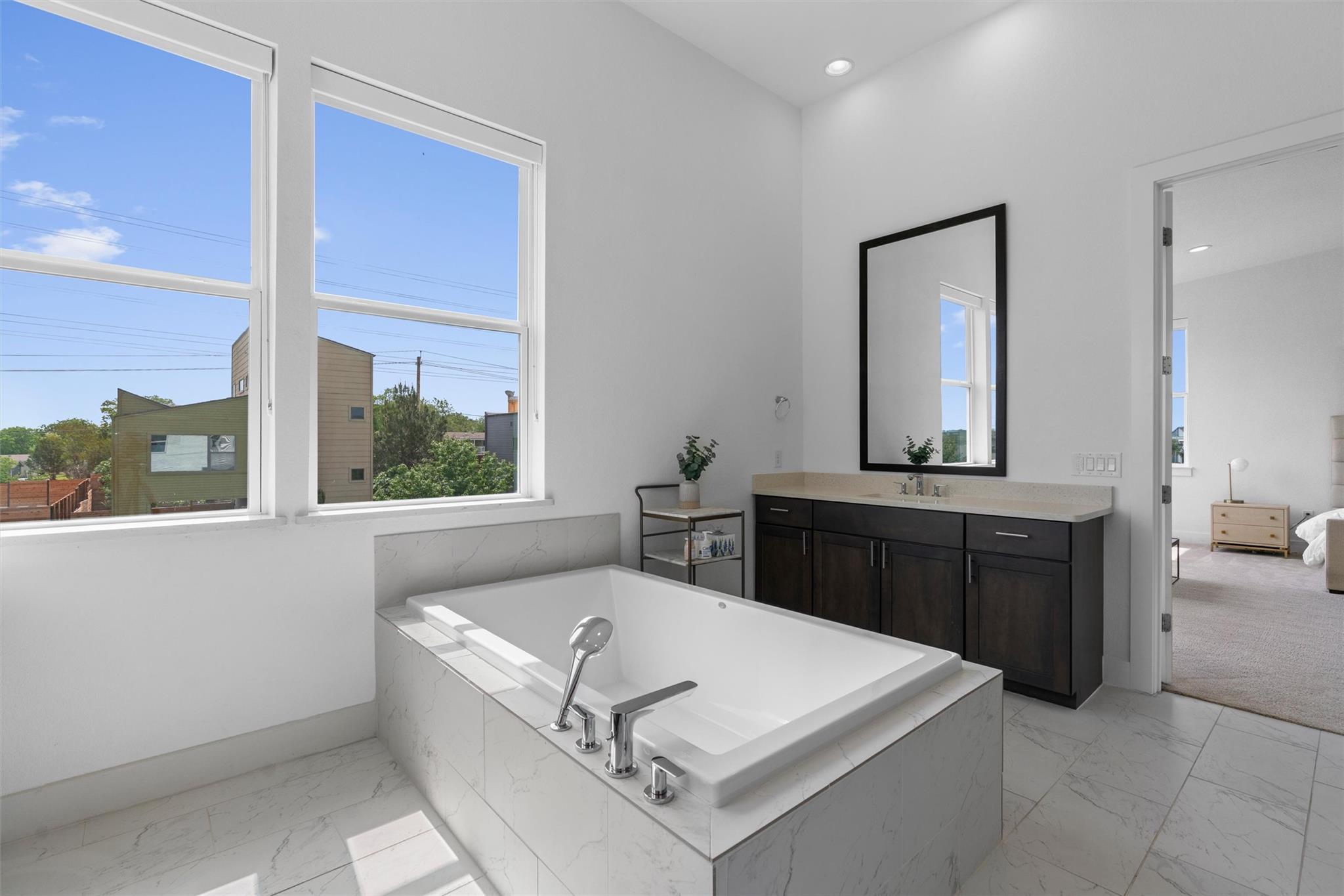 6108 Toscana Ave, Austin, TX 78724