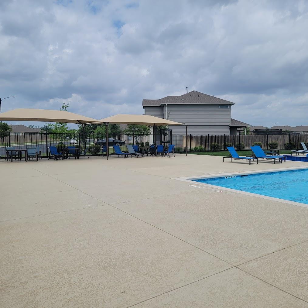 127 Trailside Ln, Bastrop, TX 78602