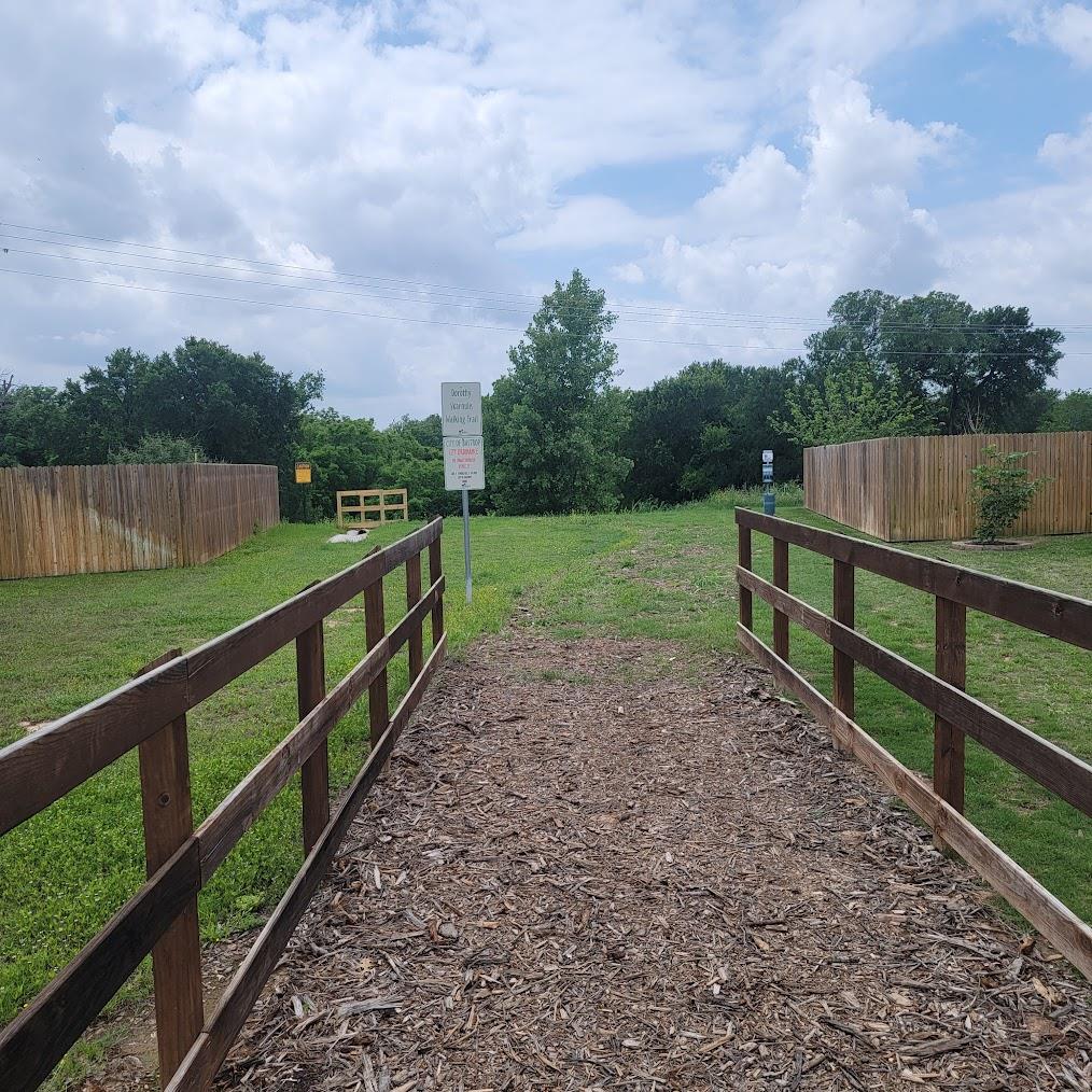 127 Trailside Ln, Bastrop, TX 78602