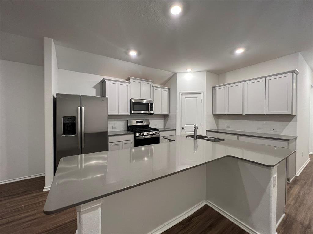 115 Vintage Dr, San Marcos, TX 78666