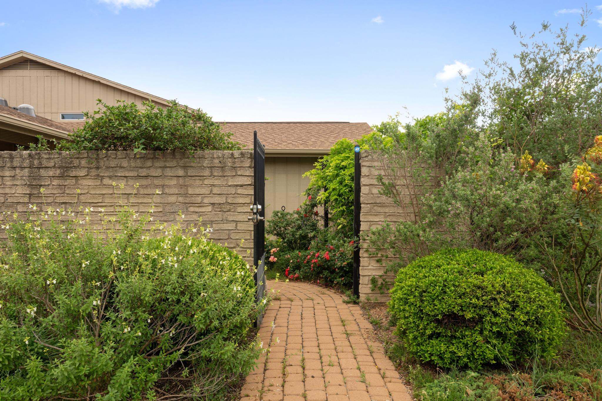 8107 Middle Ct, Austin, TX 78759