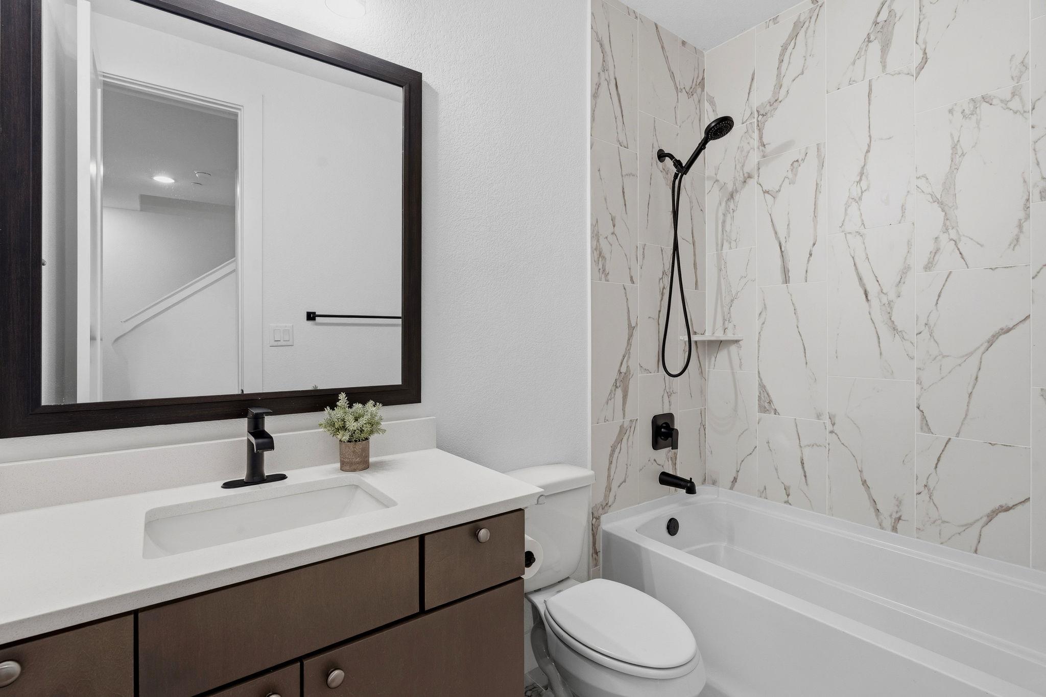 315 Holton Dr # 201, Austin, TX 78737