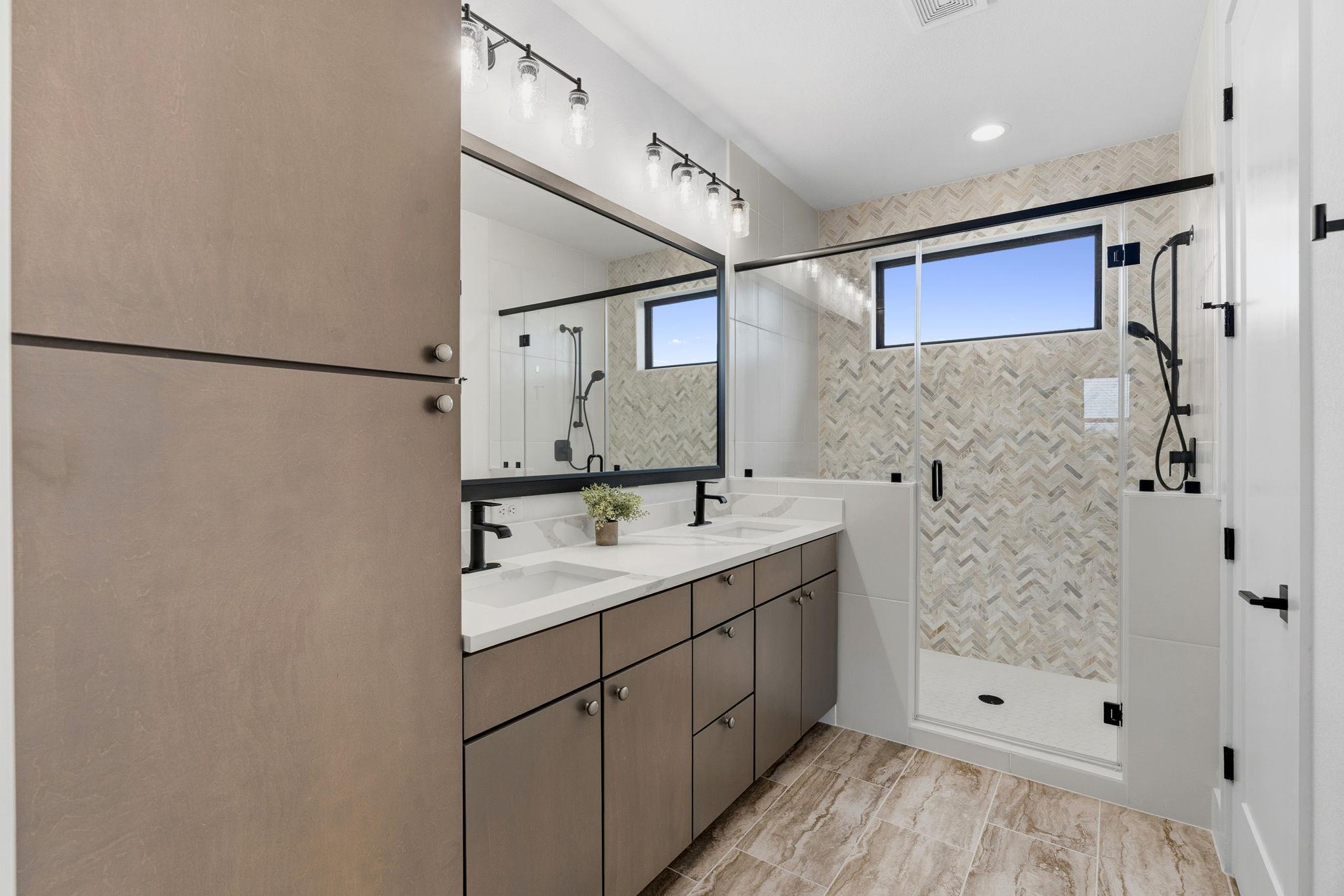 315 Holton Dr # 201, Austin, TX 78737