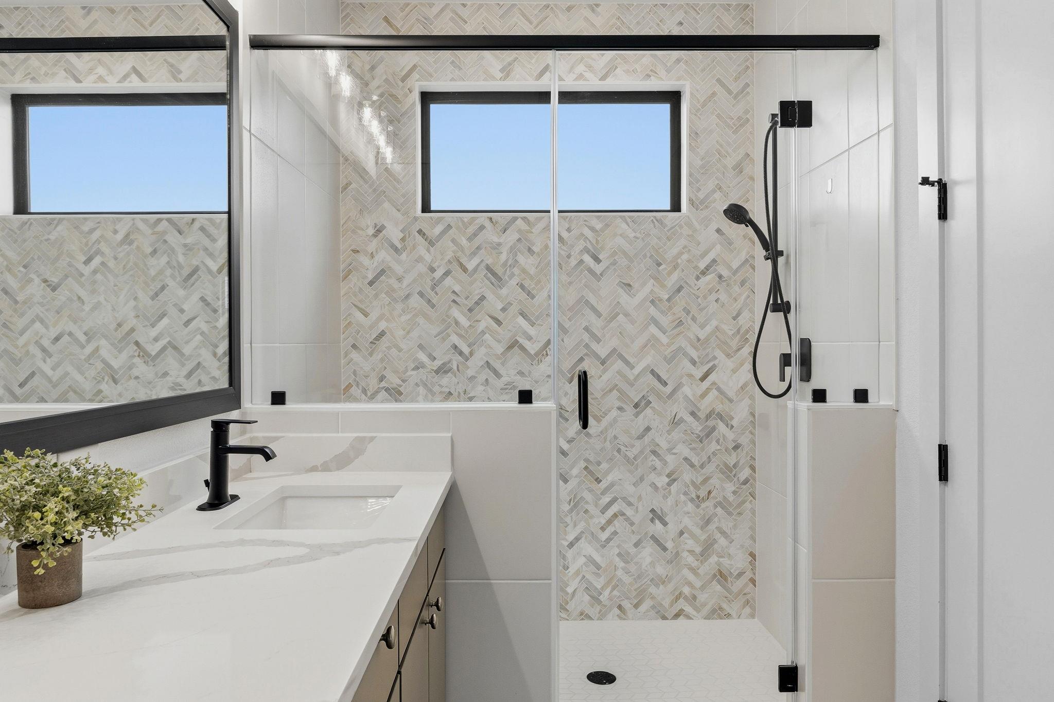 315 Holton Dr # 201, Austin, TX 78737