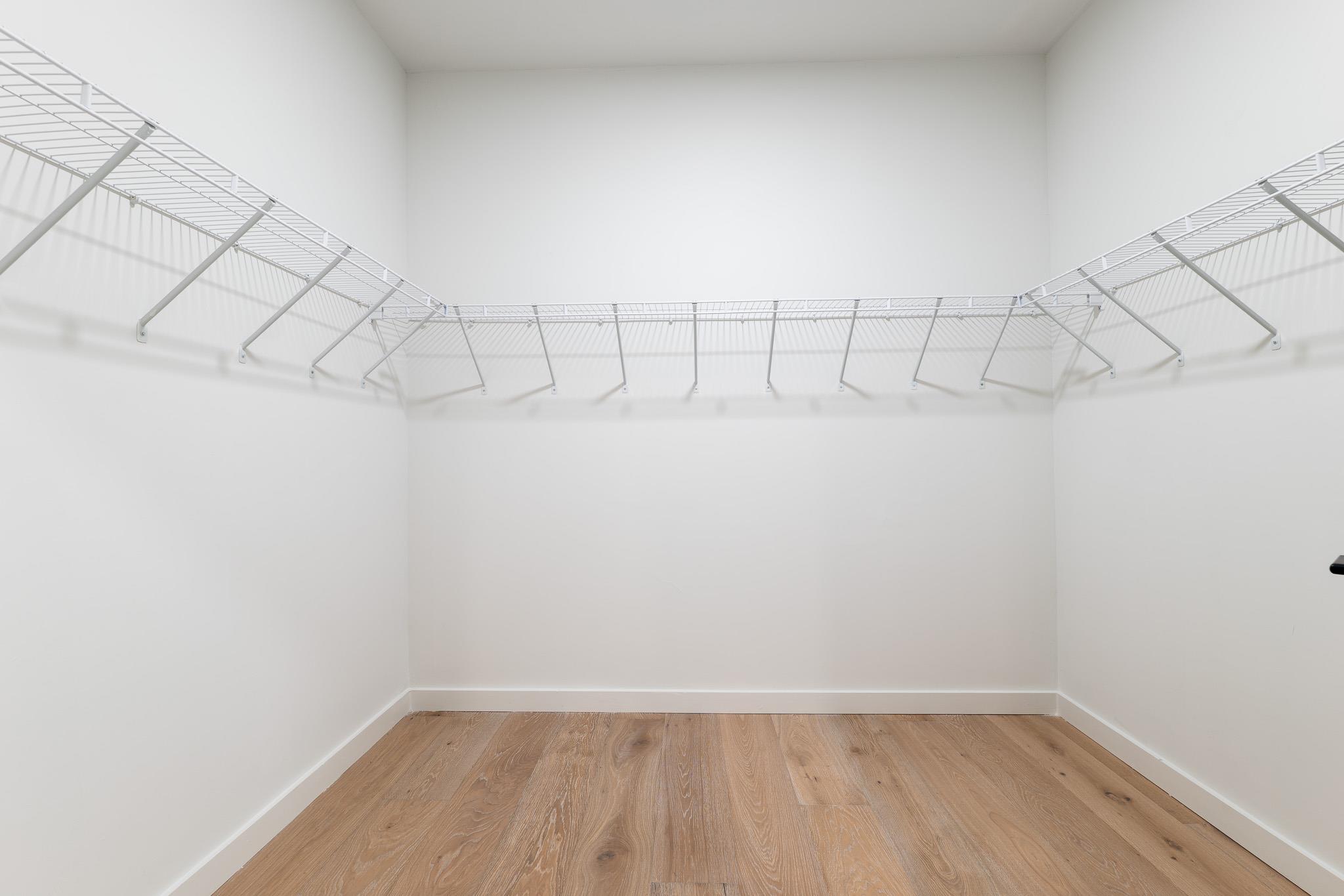 2209 S 1st St # 121, Austin, TX 78704