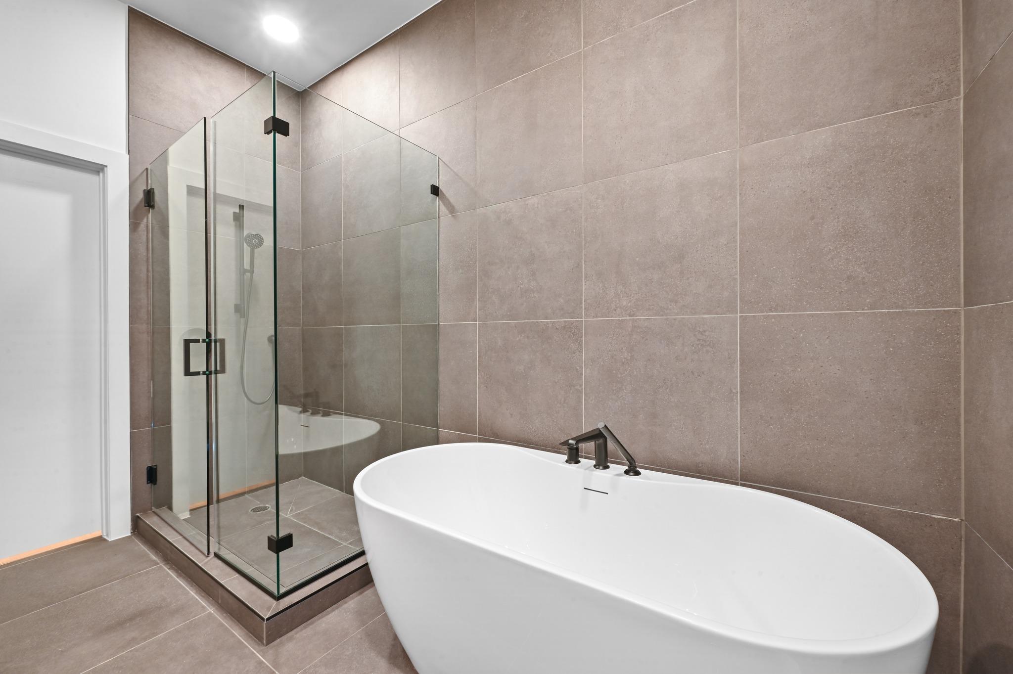 2209 S 1st St # 121, Austin, TX 78704