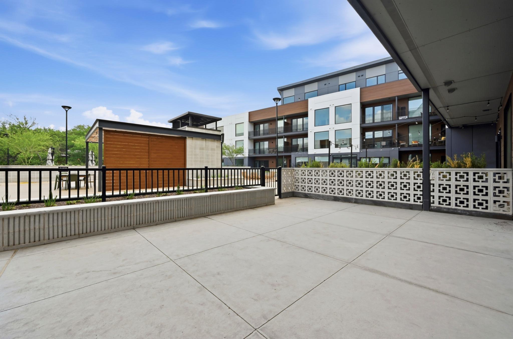 2209 S 1st St # 121, Austin, TX 78704