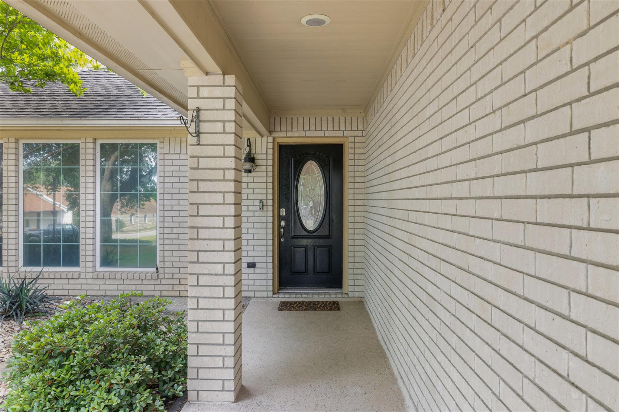 705 Palmer St, Rockdale, TX 76567