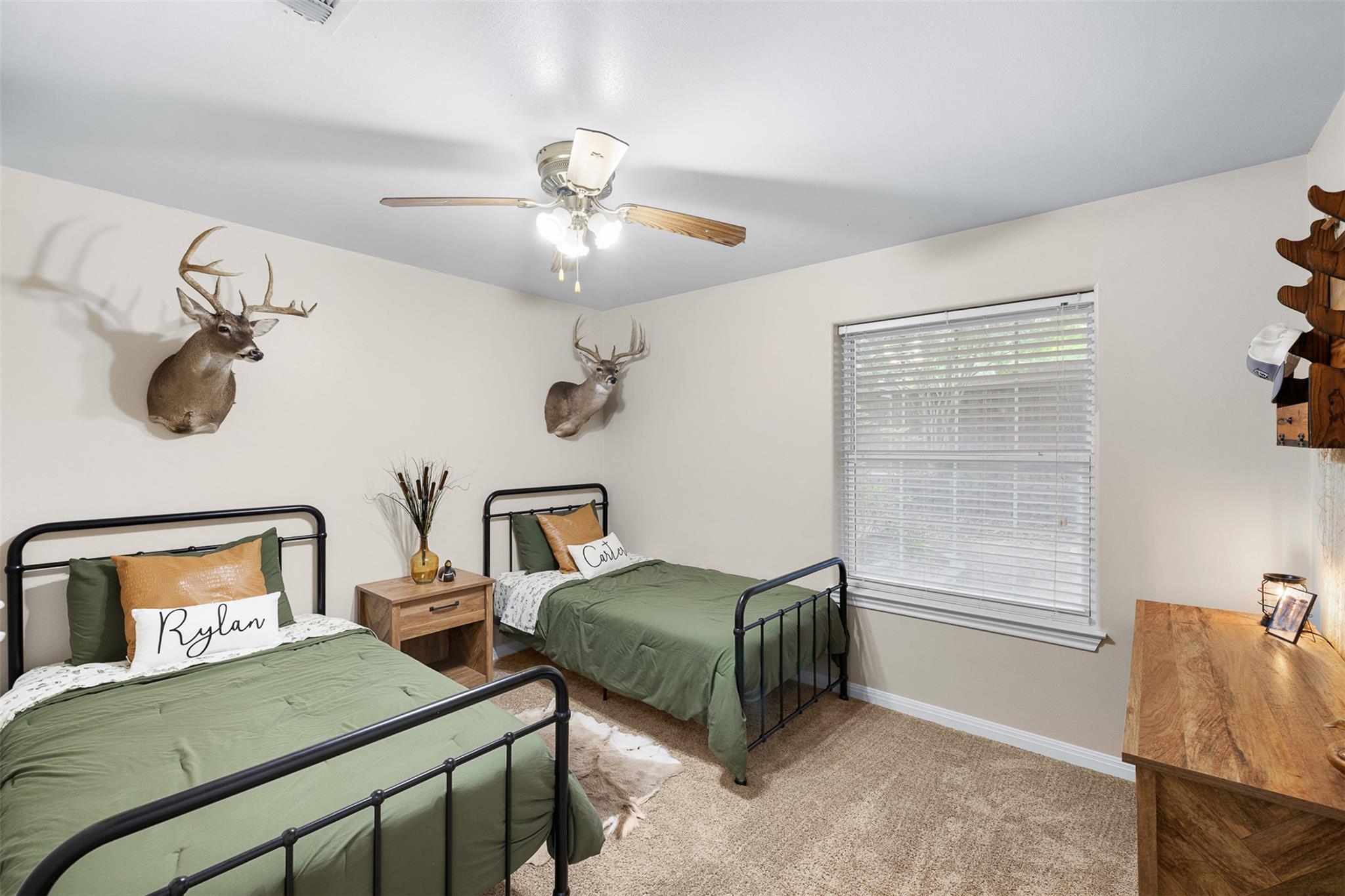 705 Palmer St, Rockdale, TX 76567