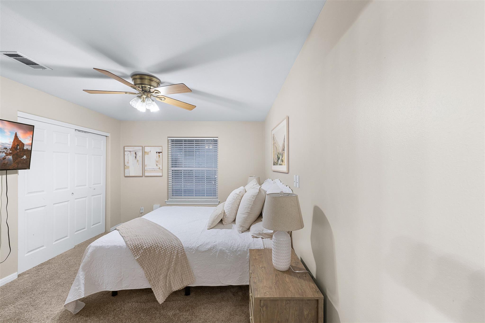 705 Palmer St, Rockdale, TX 76567