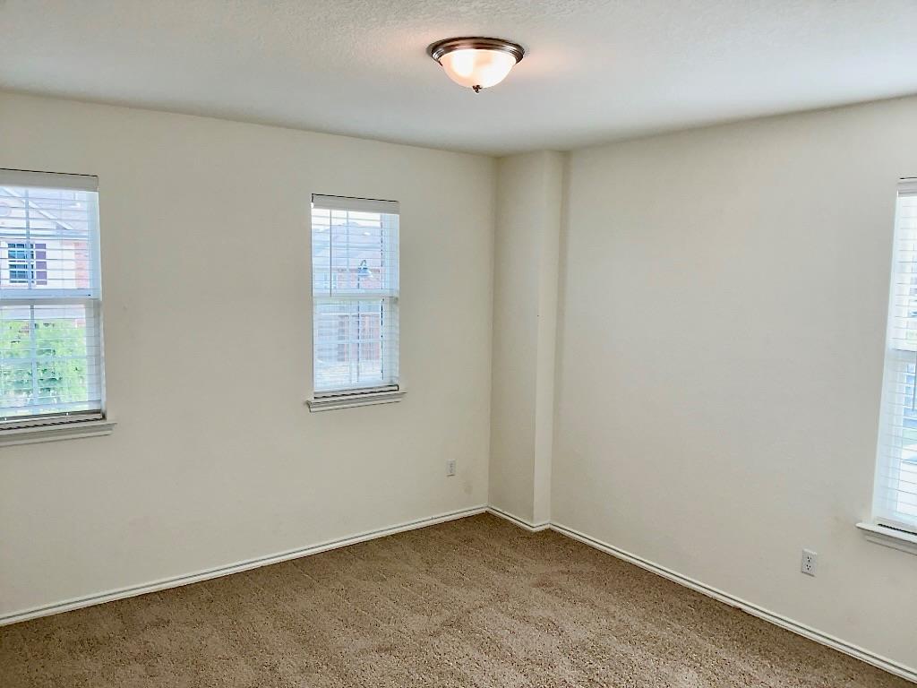 213 Asher Blue Dr # 7, Hutto, TX 78634