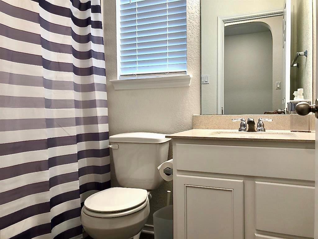 213 Asher Blue Dr # 7, Hutto, TX 78634