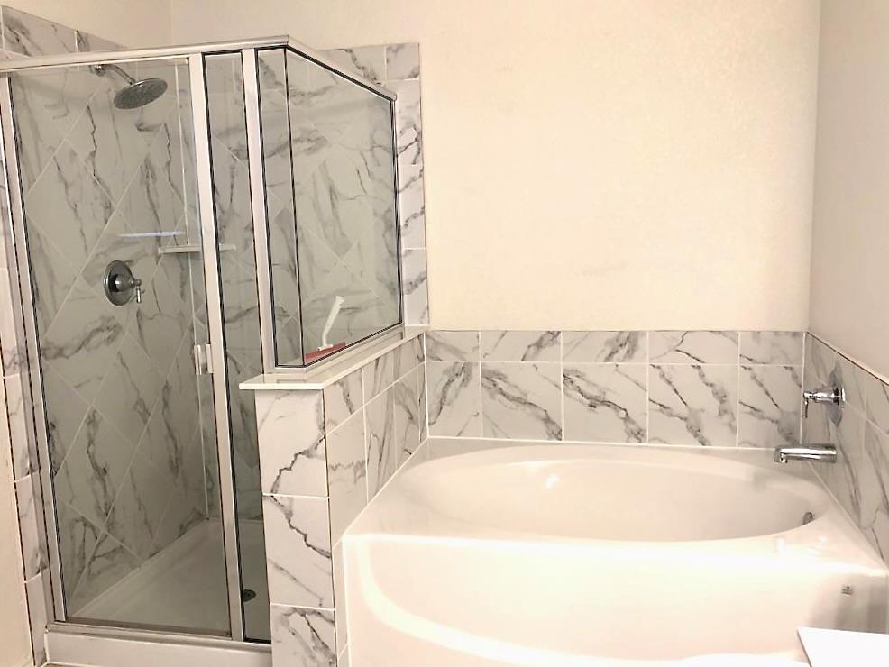 213 Asher Blue Dr # 7, Hutto, TX 78634