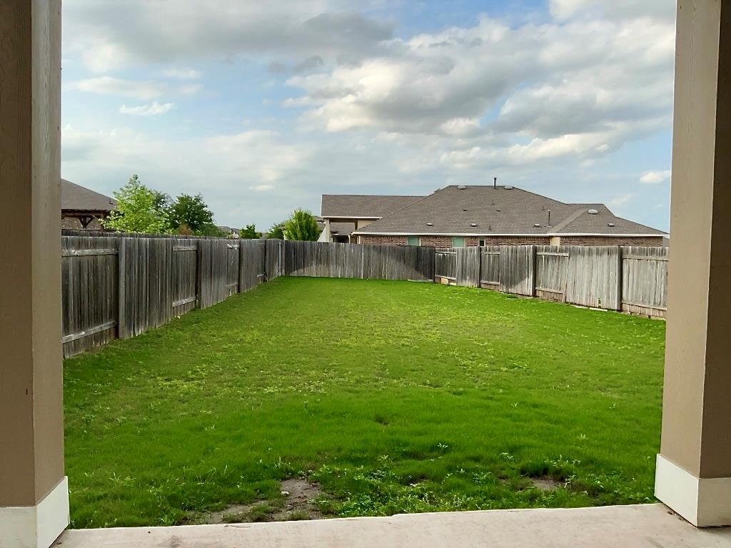 213 Asher Blue Dr # 7, Hutto, TX 78634