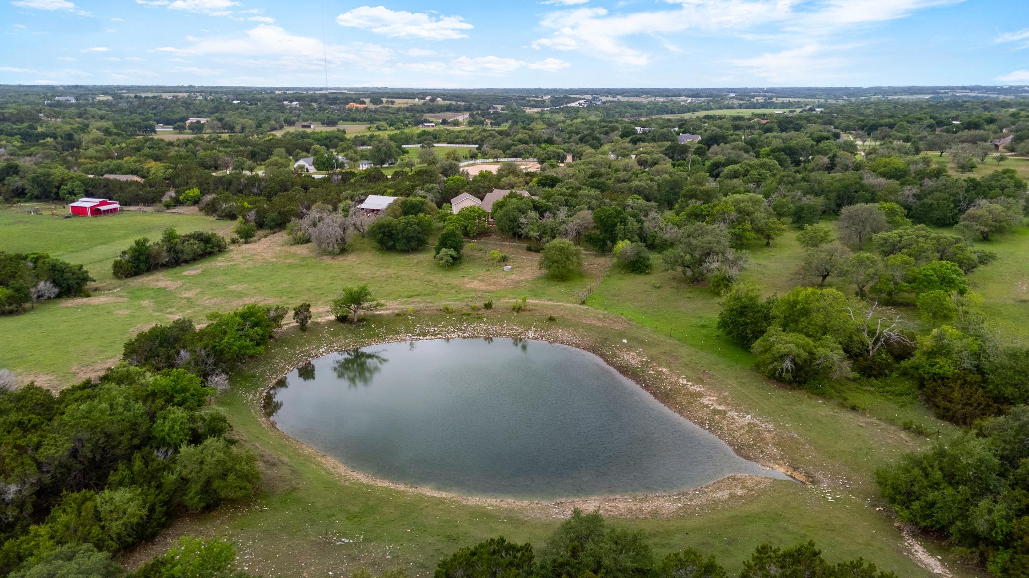 201 Shady Oaks Trl, Liberty Hill, TX 78642