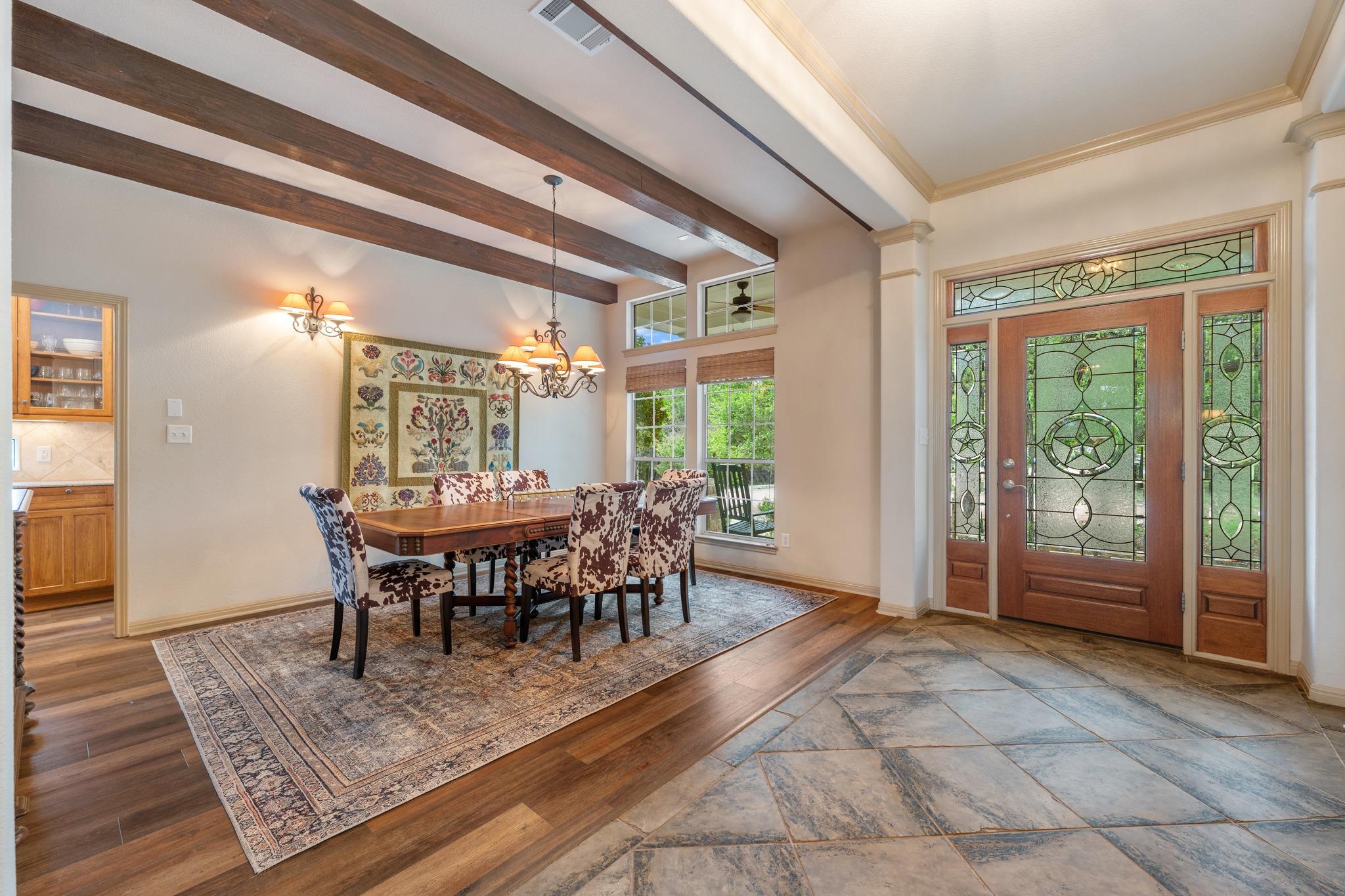 201 Shady Oaks Trl, Liberty Hill, TX 78642