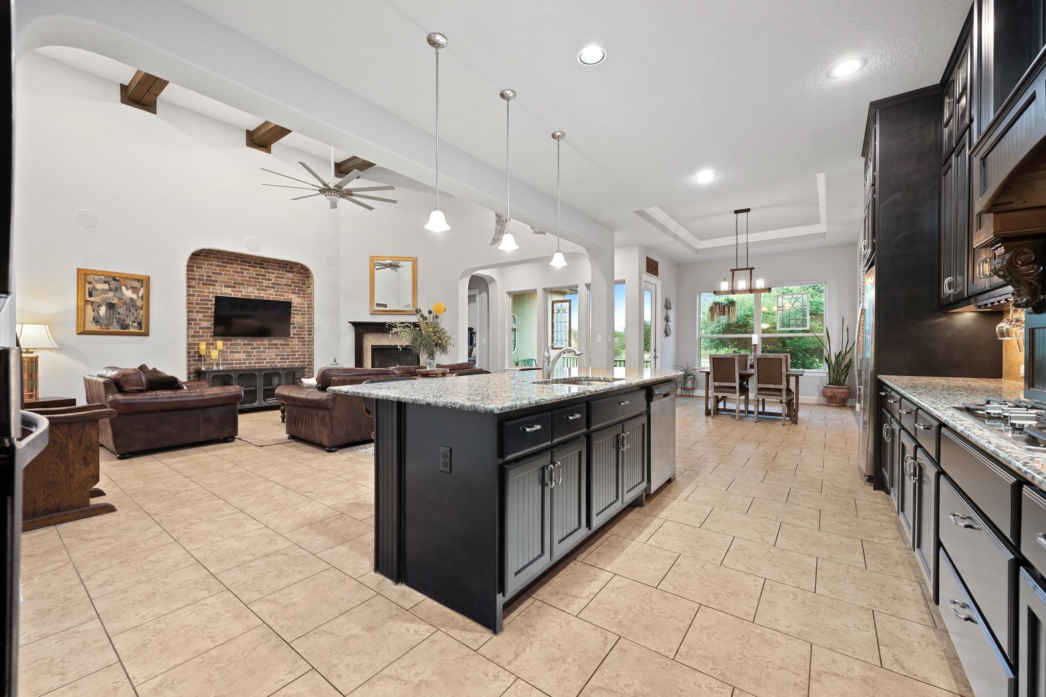 362 Wellington Dr, Austin, TX 78737