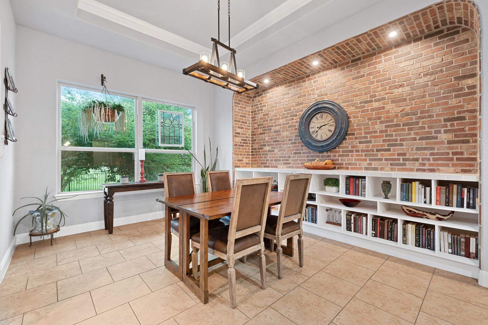 362 Wellington Dr, Austin, TX 78737