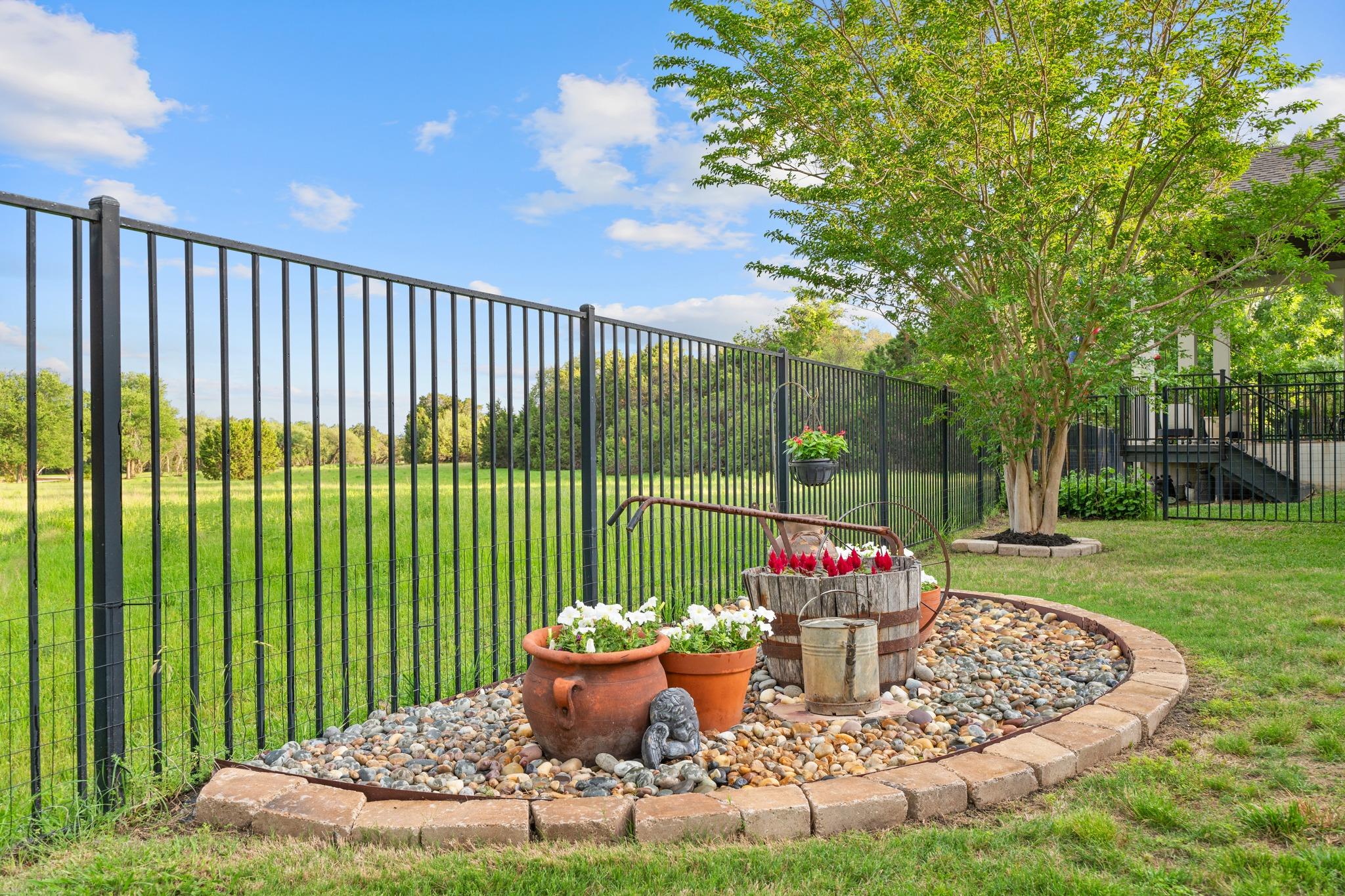 362 Wellington Dr, Austin, TX 78737