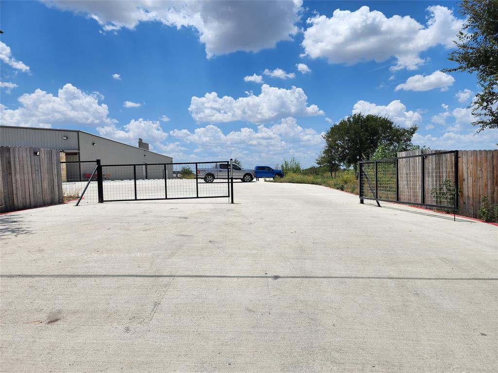 4090 Williamson Rd, Buda, TX 78610