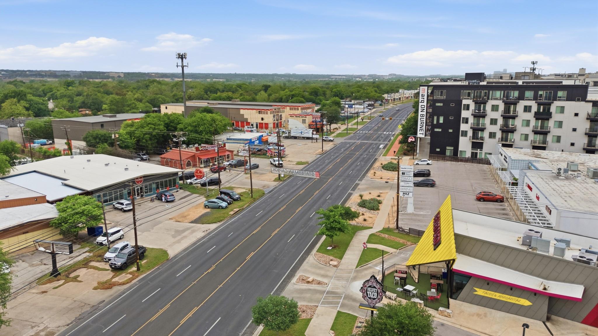 6444 Burnet Rd # 403, Austin, TX 78757