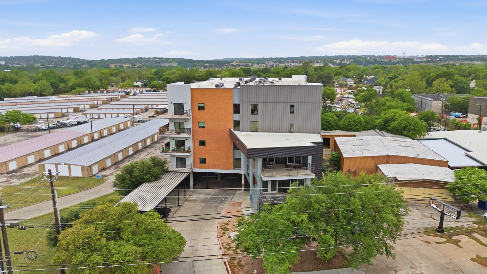 6444 Burnet Rd # 403, Austin, TX 78757