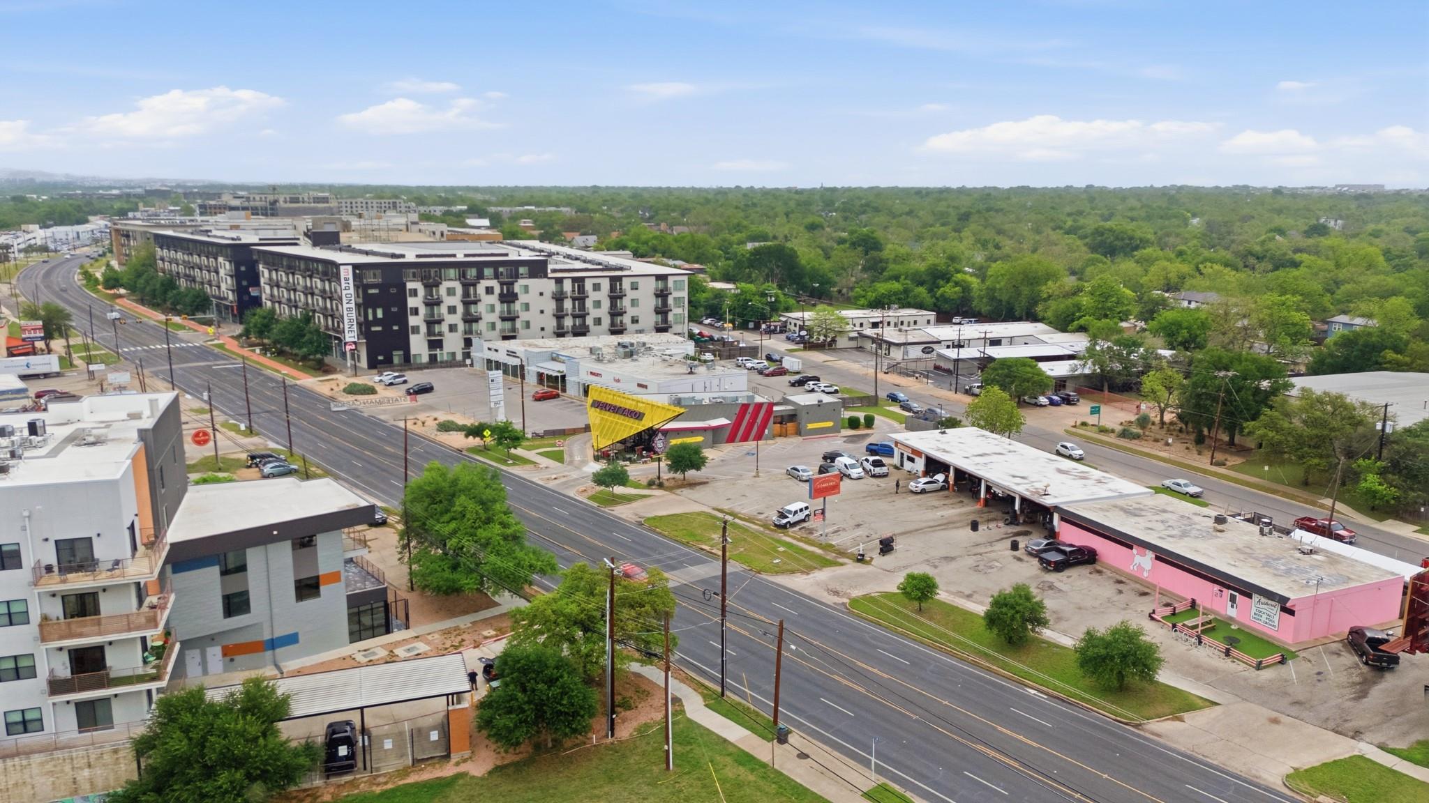 6444 Burnet Rd # 403, Austin, TX 78757