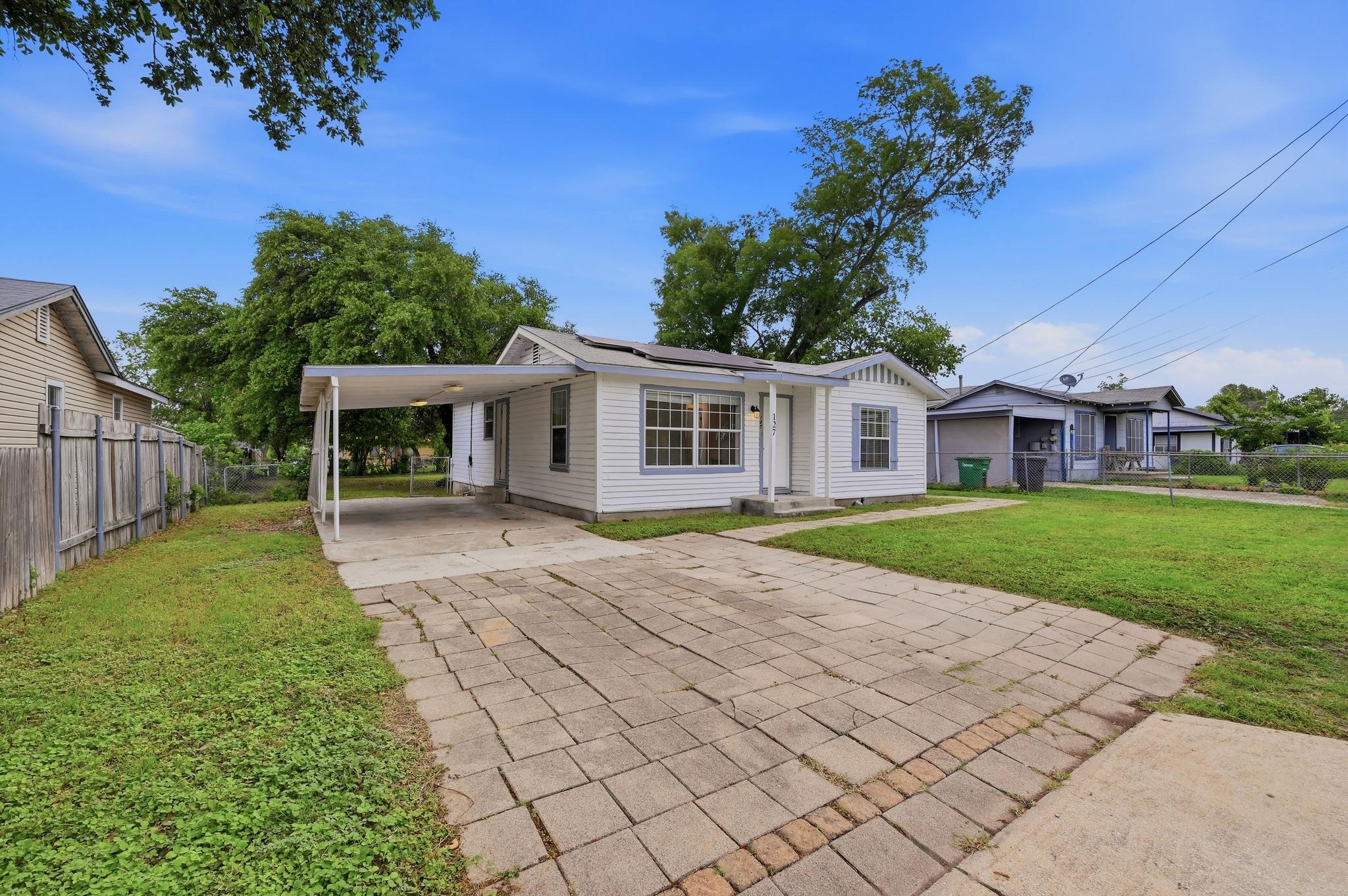 127 Suddith Dr, San Antonio, TX 78233