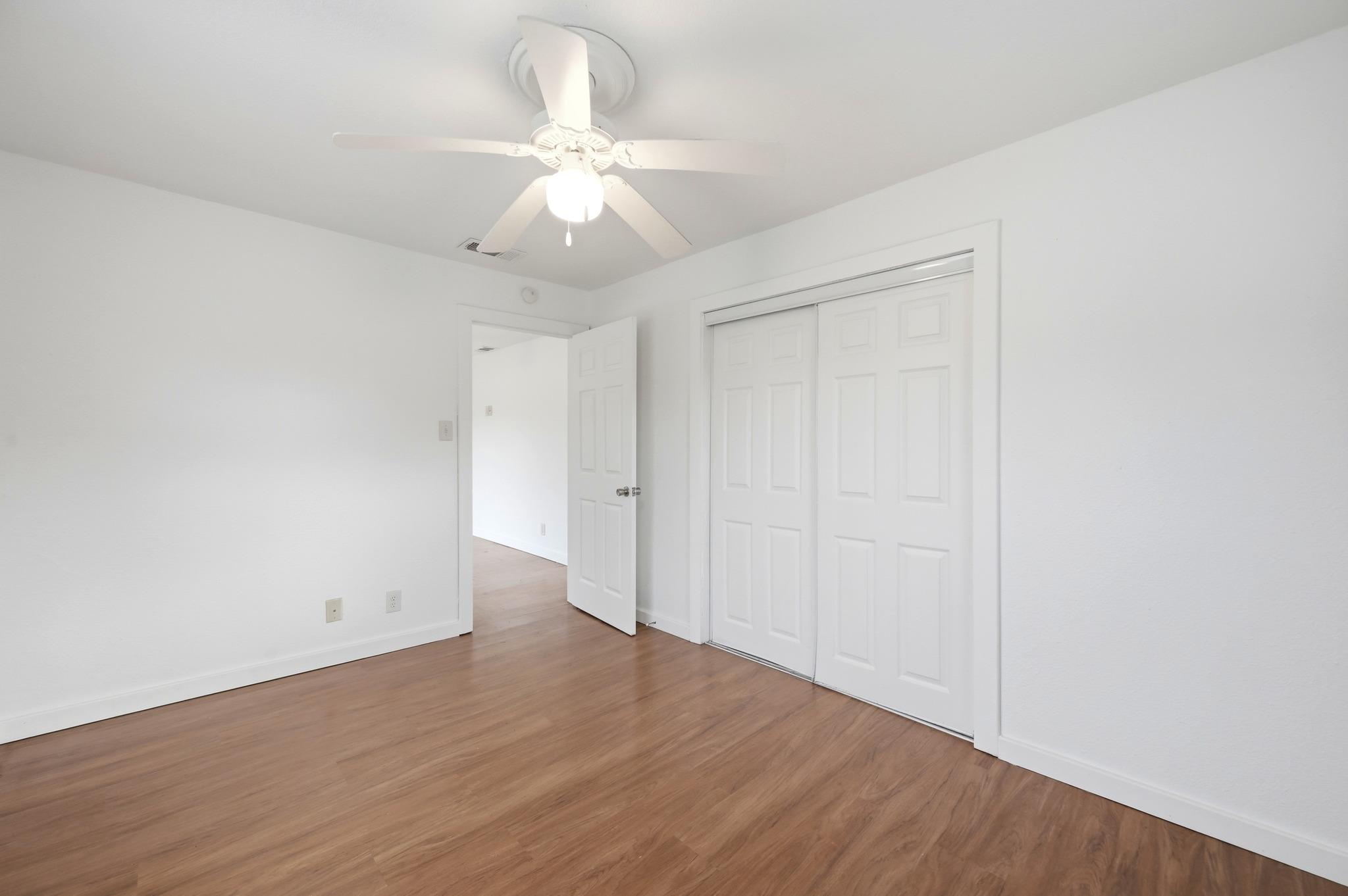 127 Suddith Dr, San Antonio, TX 78233