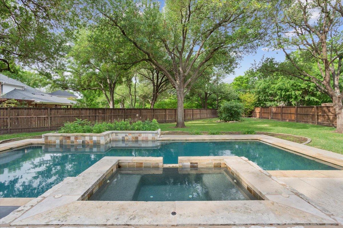 23 Meadow Run, Round Rock, TX 78664