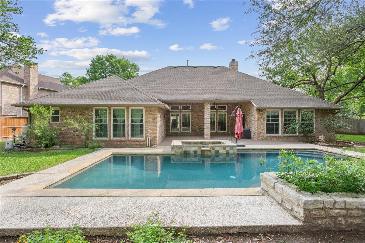 23 Meadow Run, Round Rock, TX 78664