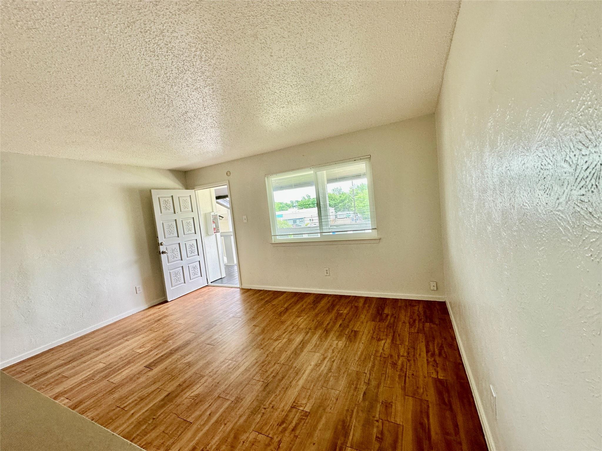 10810 Newmont Rd # 7, Austin, TX 78758