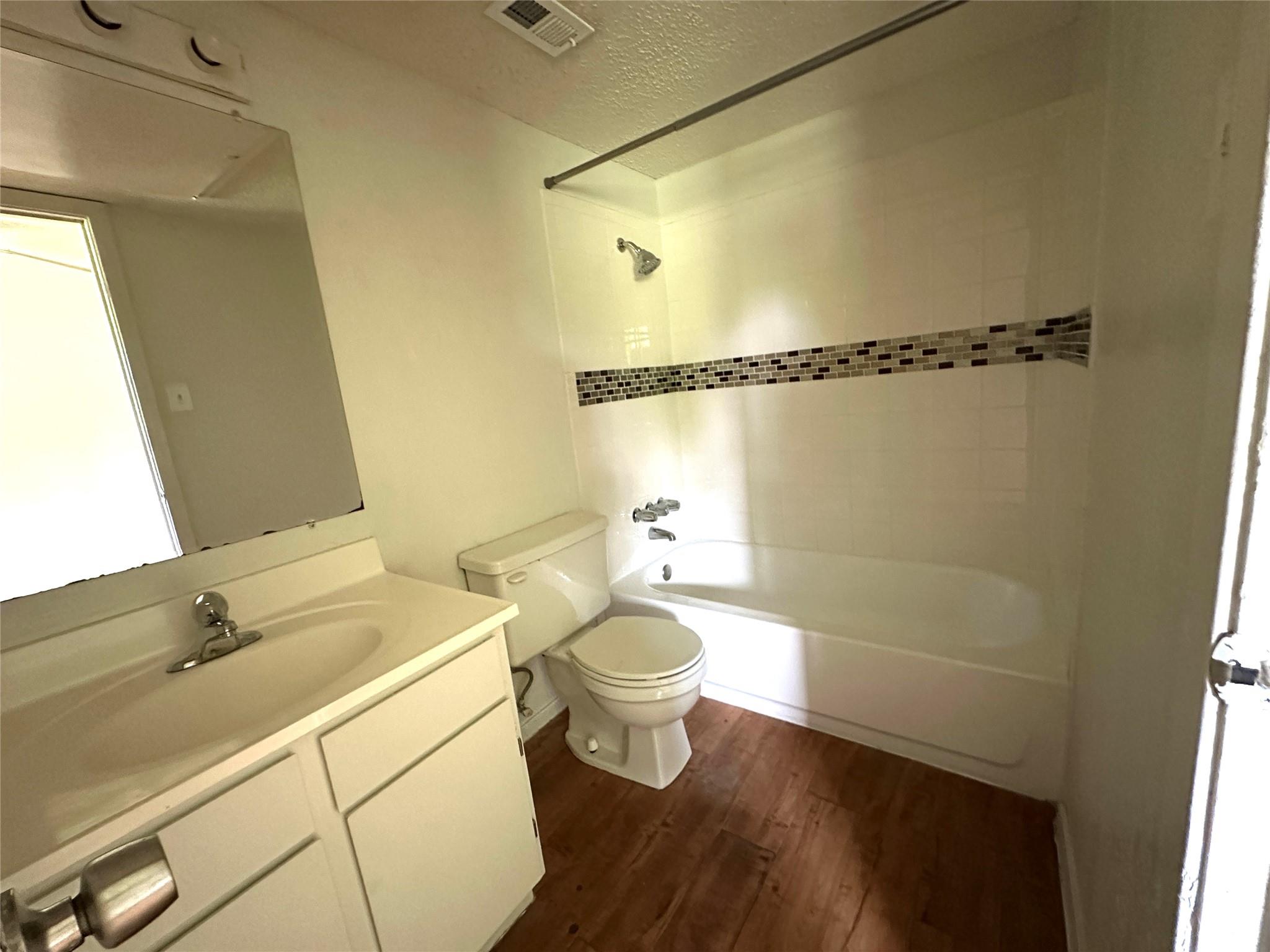 10810 Newmont Rd # 7, Austin, TX 78758