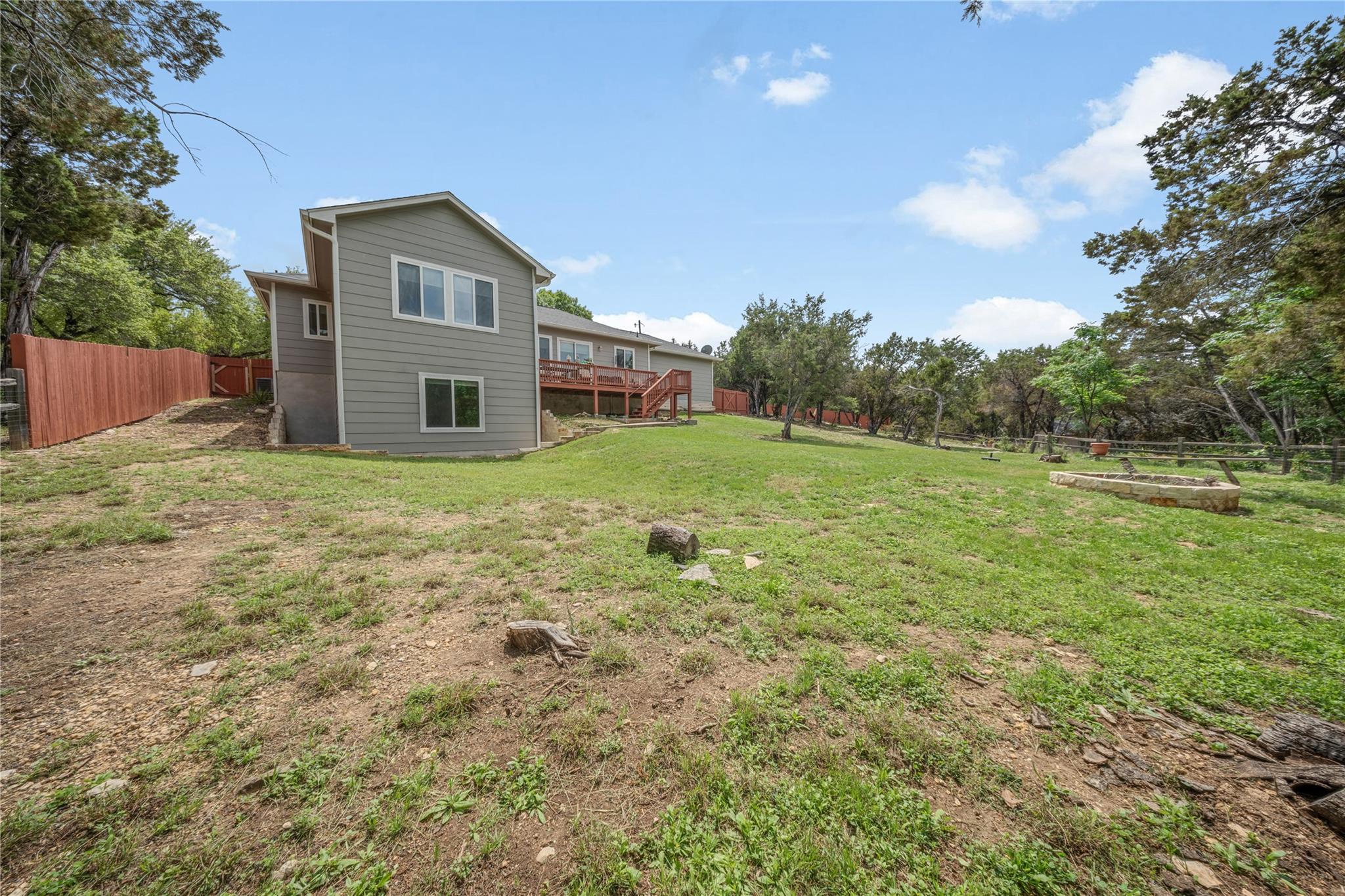 21002 Brewer Ln, Lago Vista, TX 78645