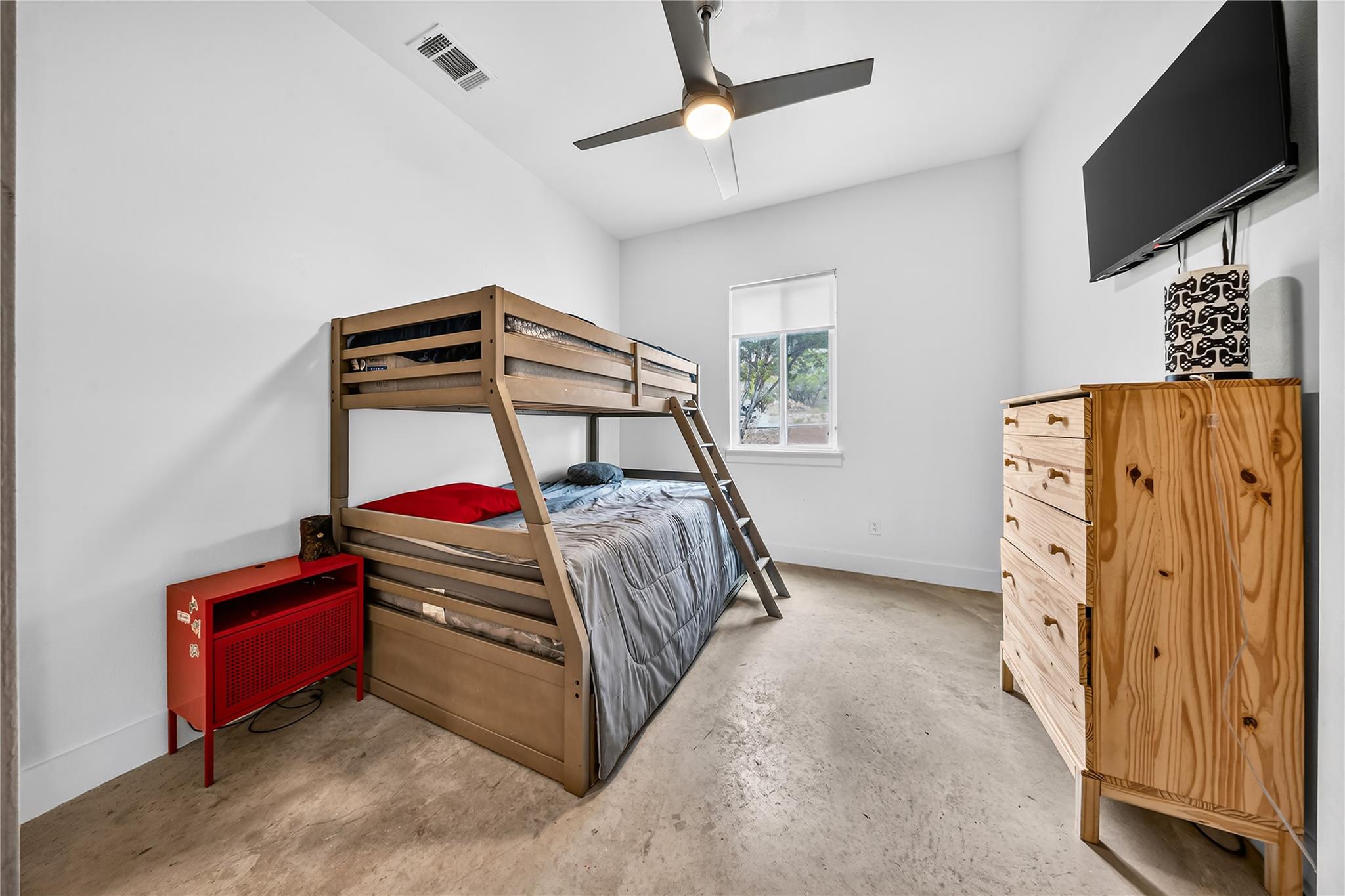 21002 Brewer Ln, Lago Vista, TX 78645